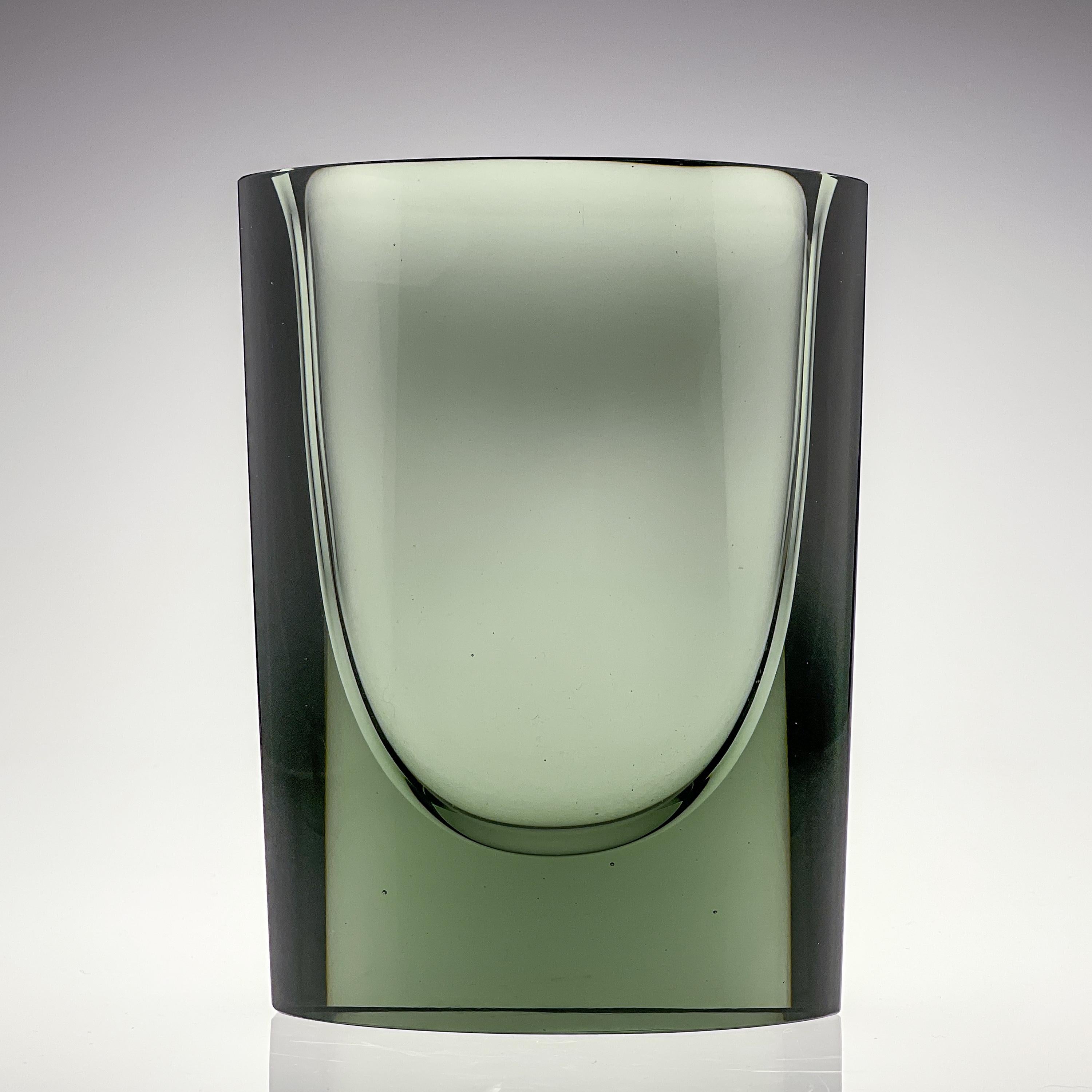 Kaj Franck - Green glass Art-object, model N 407 - Nuutajärvi-Notsjö, Finland, 1967

Artist
Kaj Franck (Vyborg, Finland 1911 – Santorini, Greece 1989) was an influential Finnish designer and leading figure in Finnish art-world between