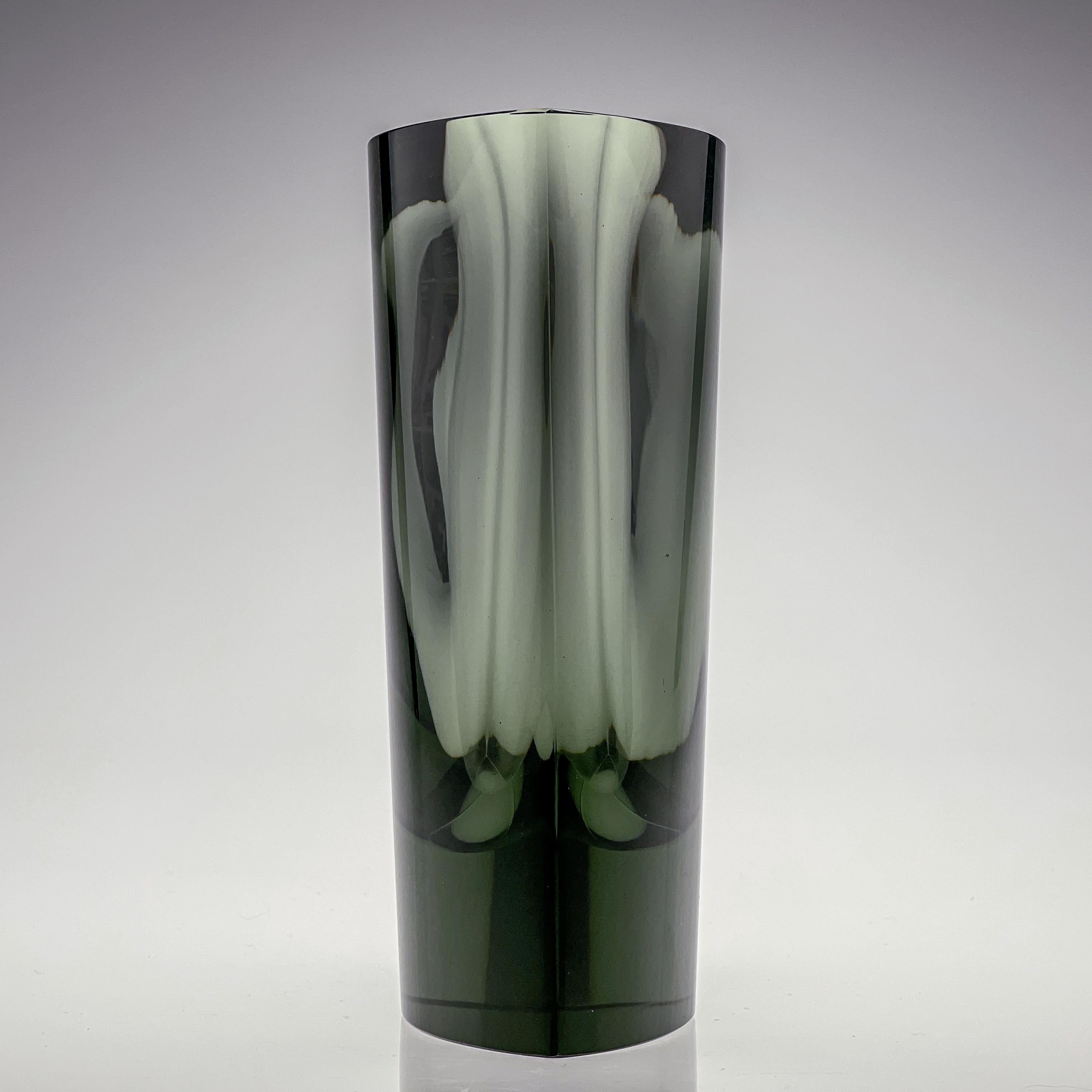 Finnish Kaj Franck, Green Glass Art-Object, Model N 407, Nuutajärvi-Notsjö, Finland 1967