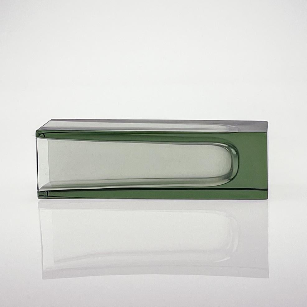 Scandinavian Modern Kaj Franck Grey-Green square Glass Vase Handblown 1965 In Good Condition In EL Waalre, NL