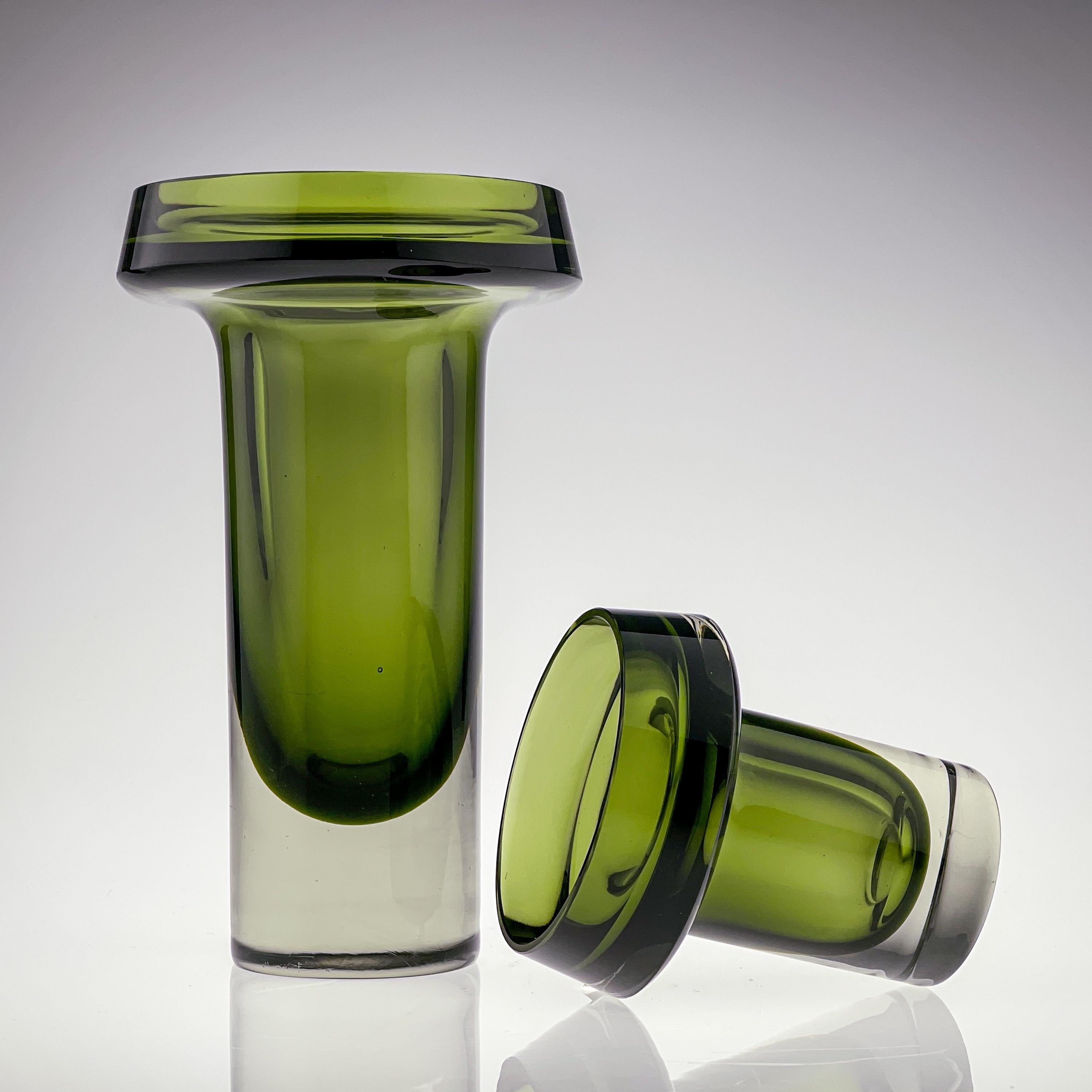 Finnish Kaj Franck, Matched Set Green Art-Objects, Model KF 260, Nuutajärvi-Notsjö, 1960