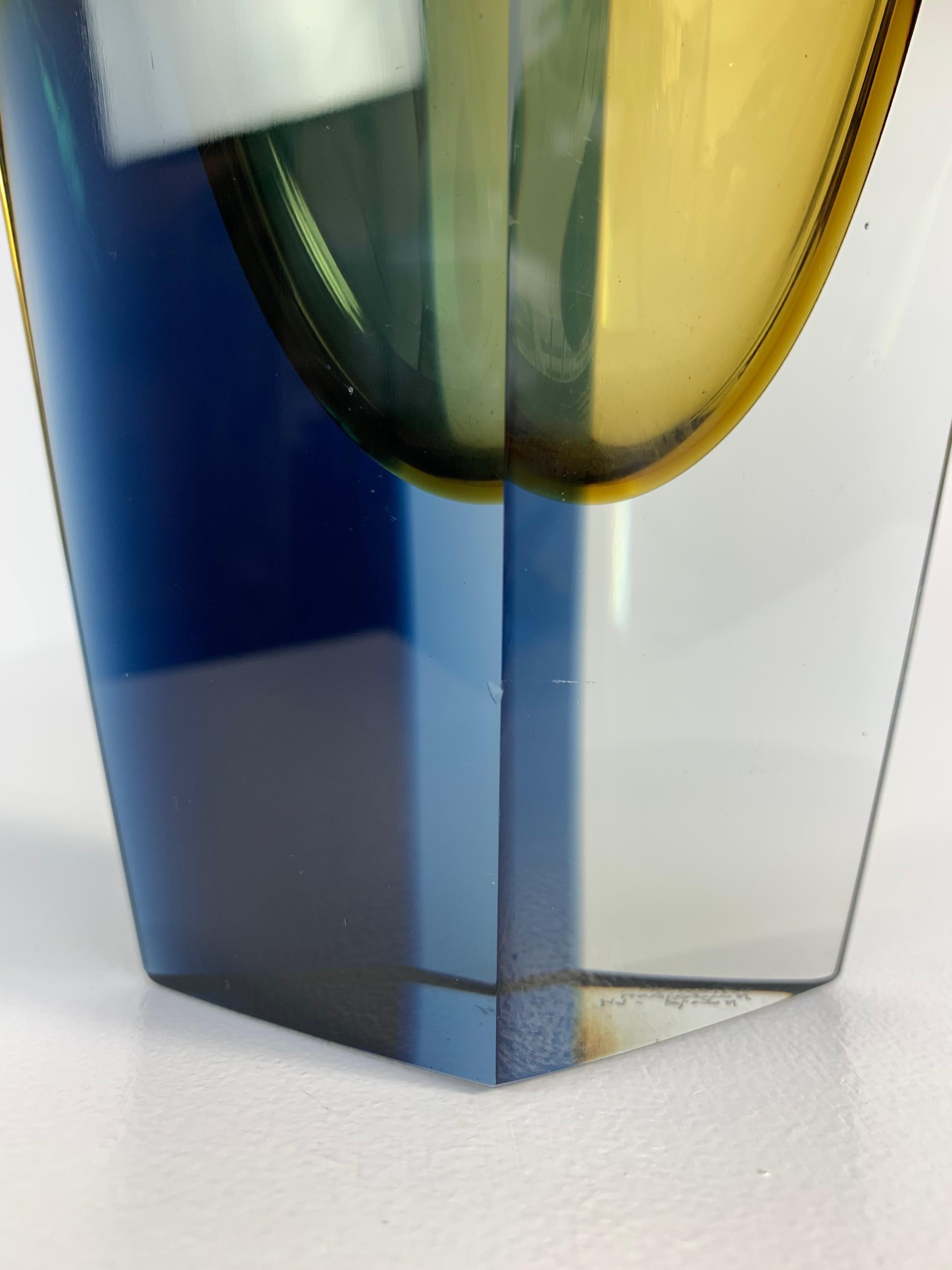 Mid-20th Century Kaj Franck Prisma Vase Crystal Glass Nuutajärvi Notsjö Finland, 1964 For Sale