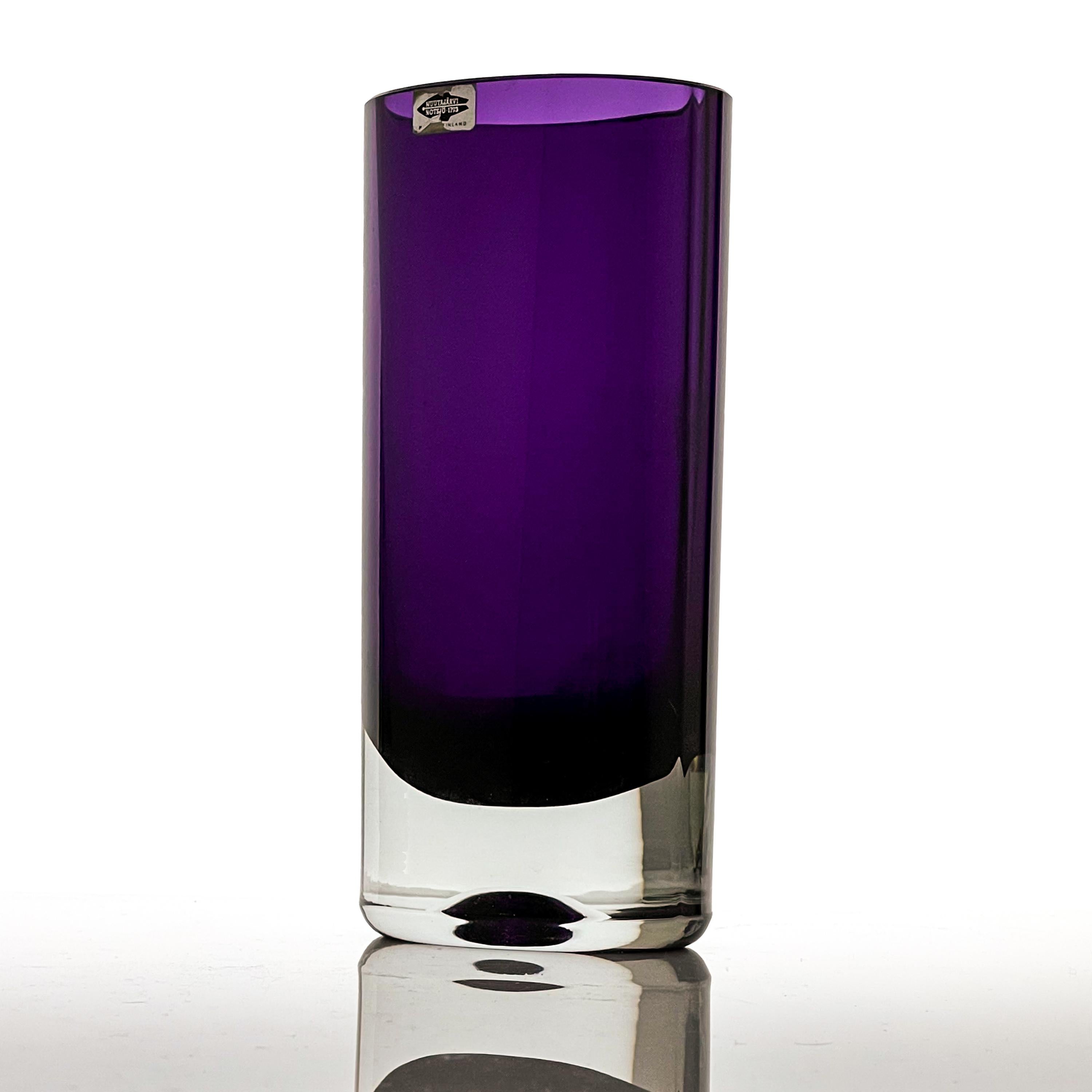 Scandinavian Modern Kaj Franck, Purple glass Art-Object, Model KF 295, Nuutajärvi-Notsjö, ca. 1965