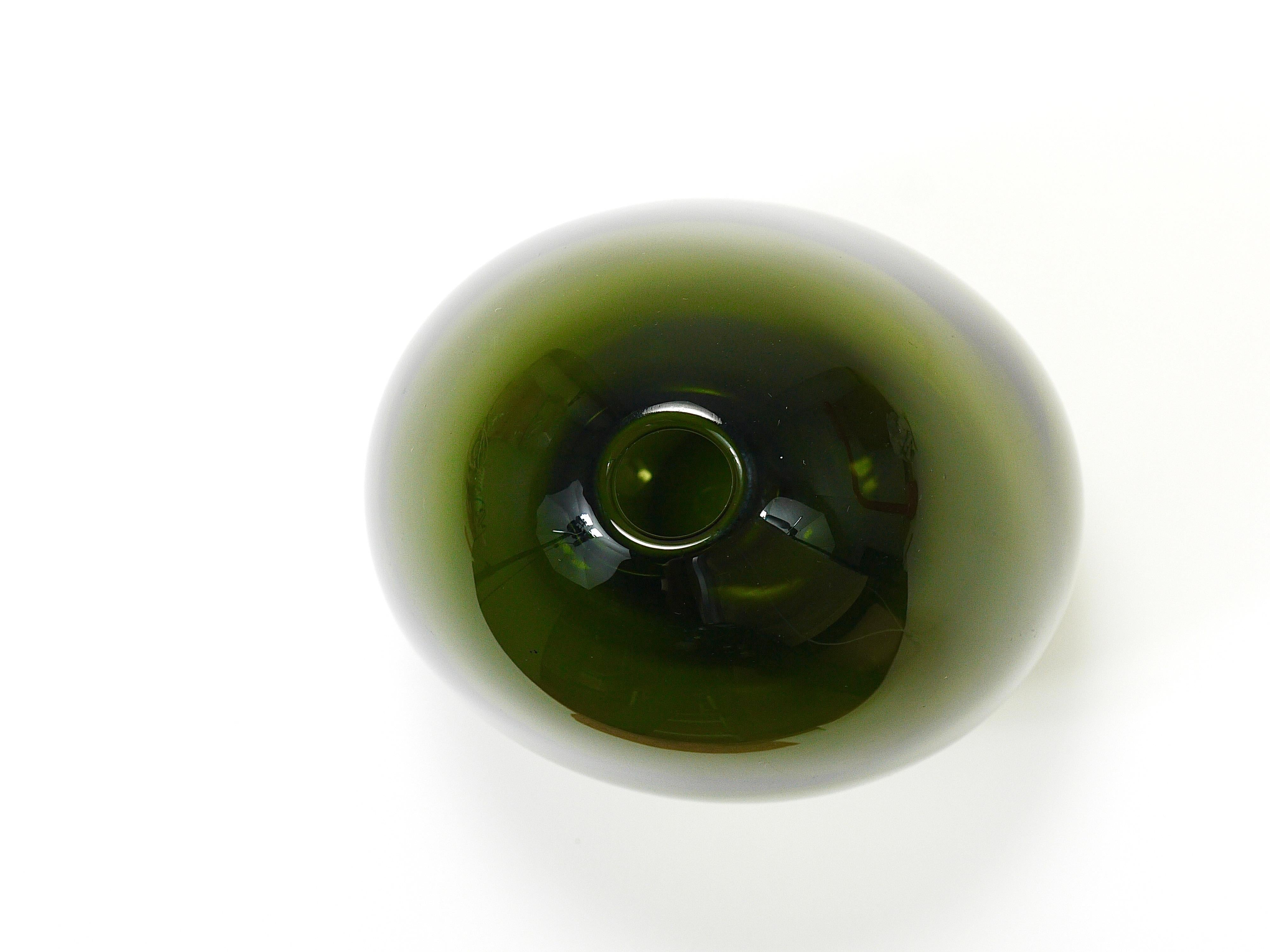 Kaj Franck Saippuakupla Vase en verre d'art à bulles de savon vertes, Nuutajärvi Finlande en vente 6