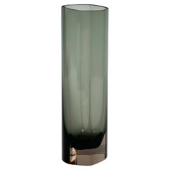 Vase Kaj Franck Verre de cristal Nuutajärvi Finlande Vert olive années 1960