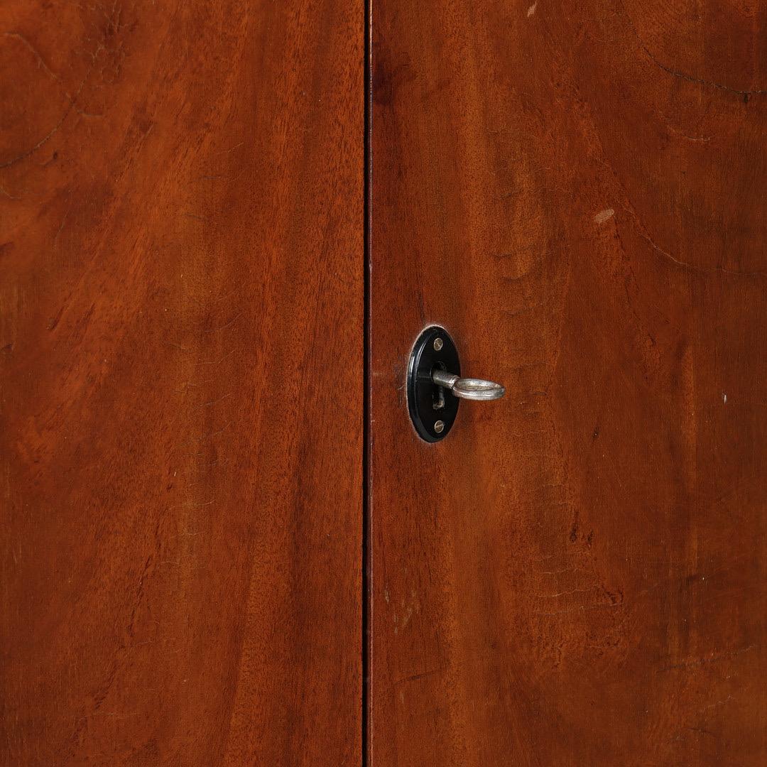 Kaj Gottlob (1887-1976) Gabinetto da toeletta in mogano, Danimarca, inizio XX secolo in vendita 2