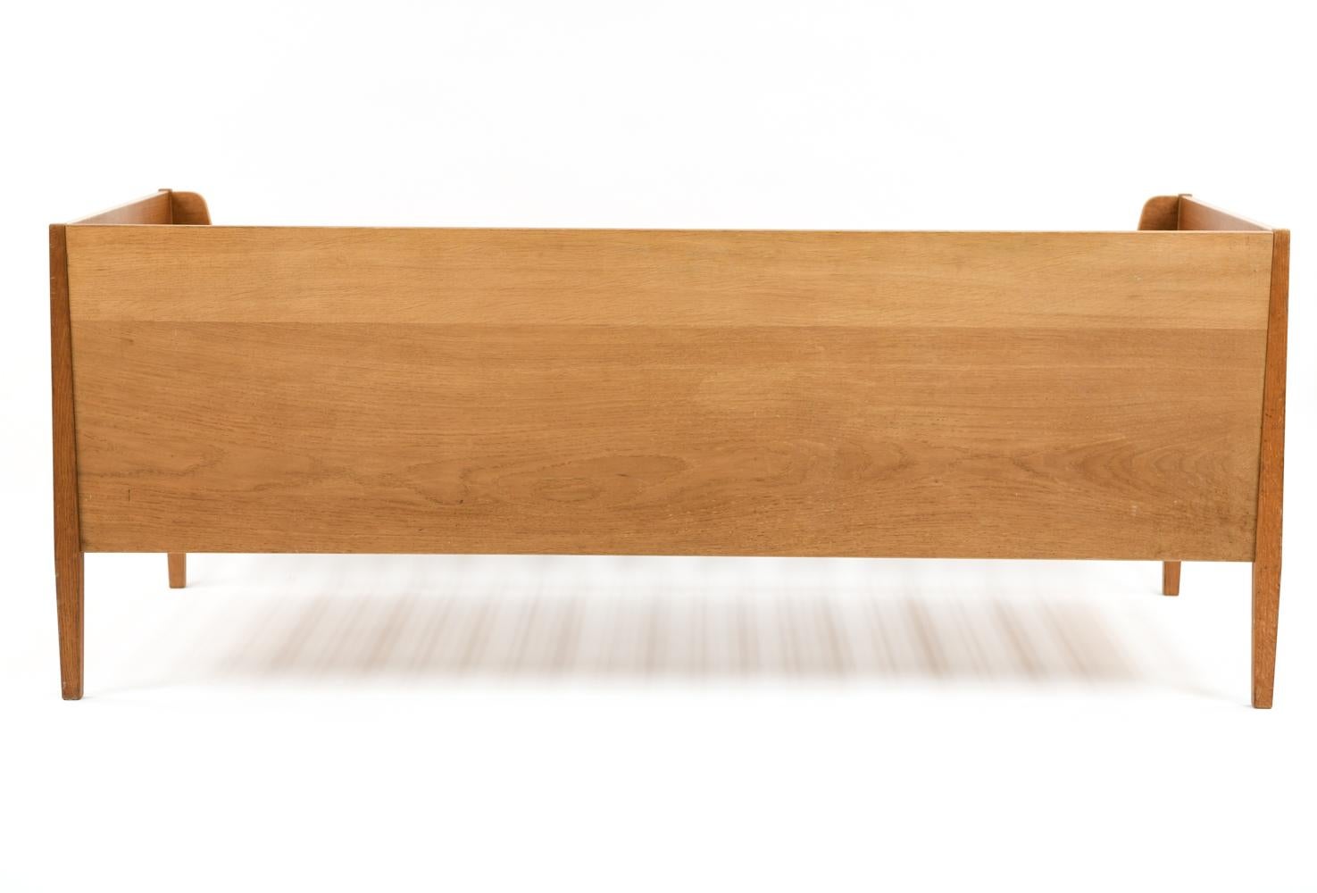 Kaj Winding for Poul Hundevad Oak Daybed 2