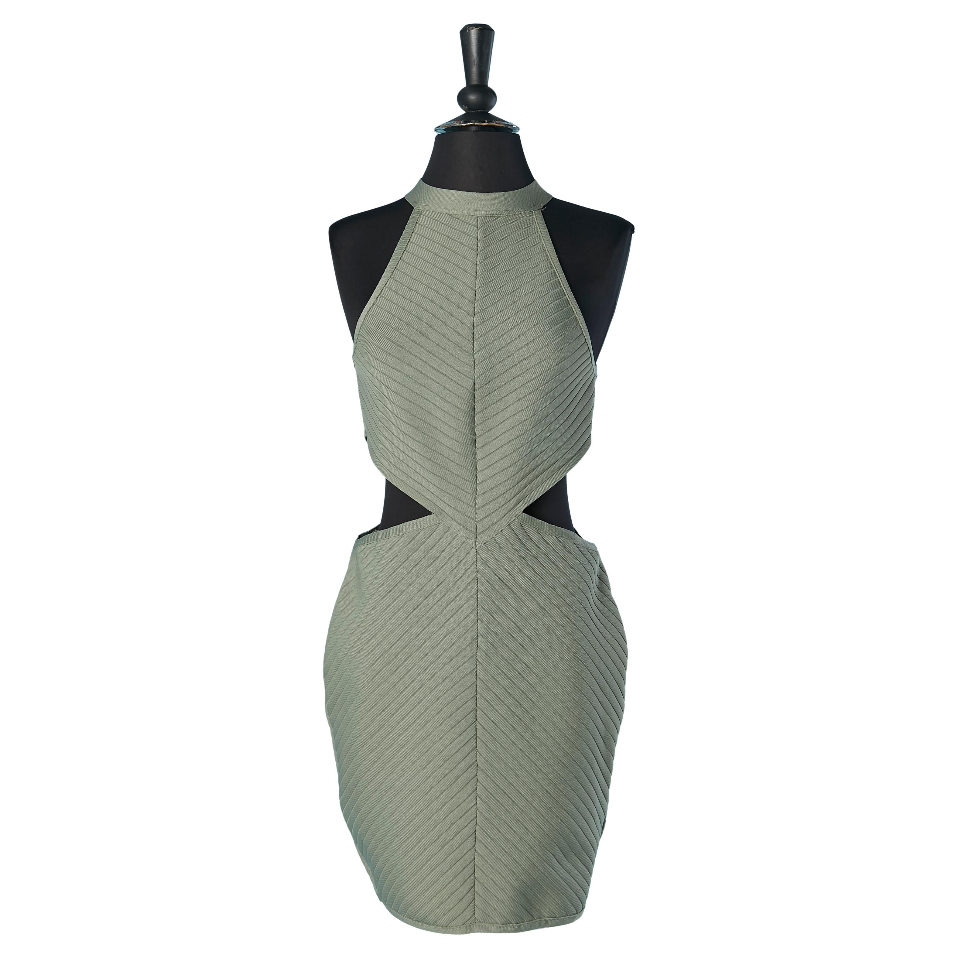 Vestido verde caqui sin mangas con corte PLEIN SUD Nuevo en venta