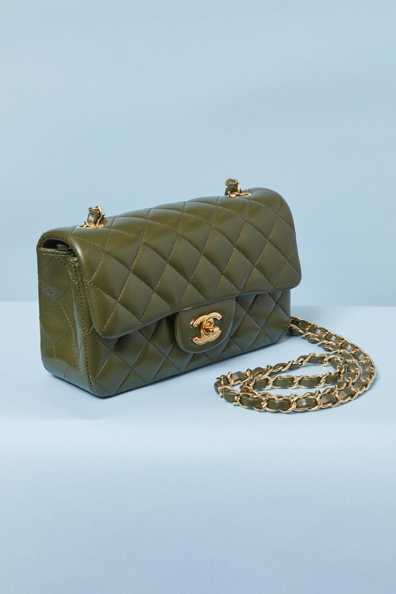 Kaki cuir mini sac Timeless CHANEL Pour femmes en vente