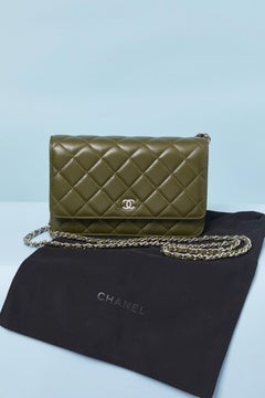 Kaki leather wallet on chain CHANEL 2019
