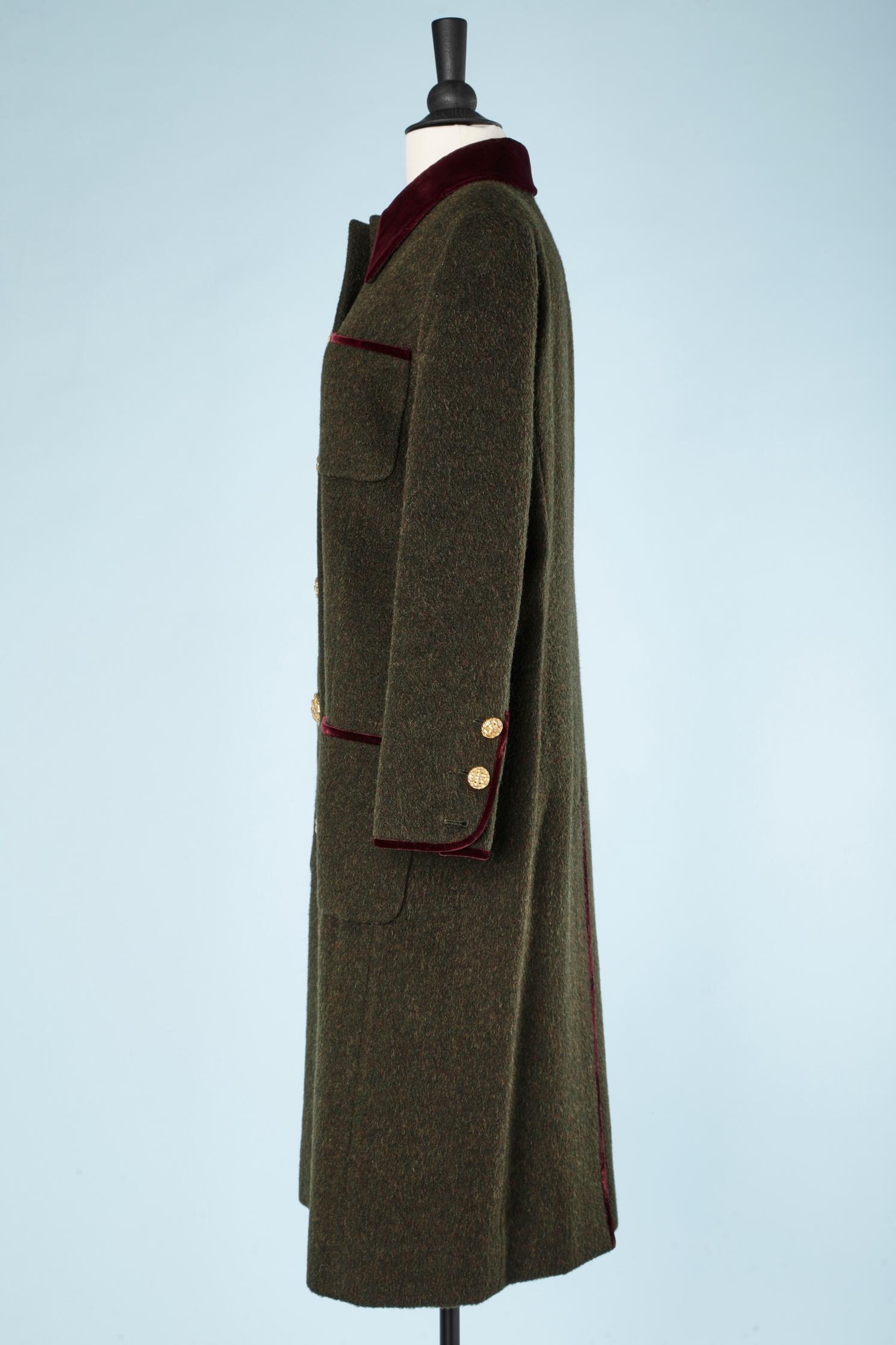 Kaki wool coat with burgundy silk velvet collar and piping Chanel Boutique  3