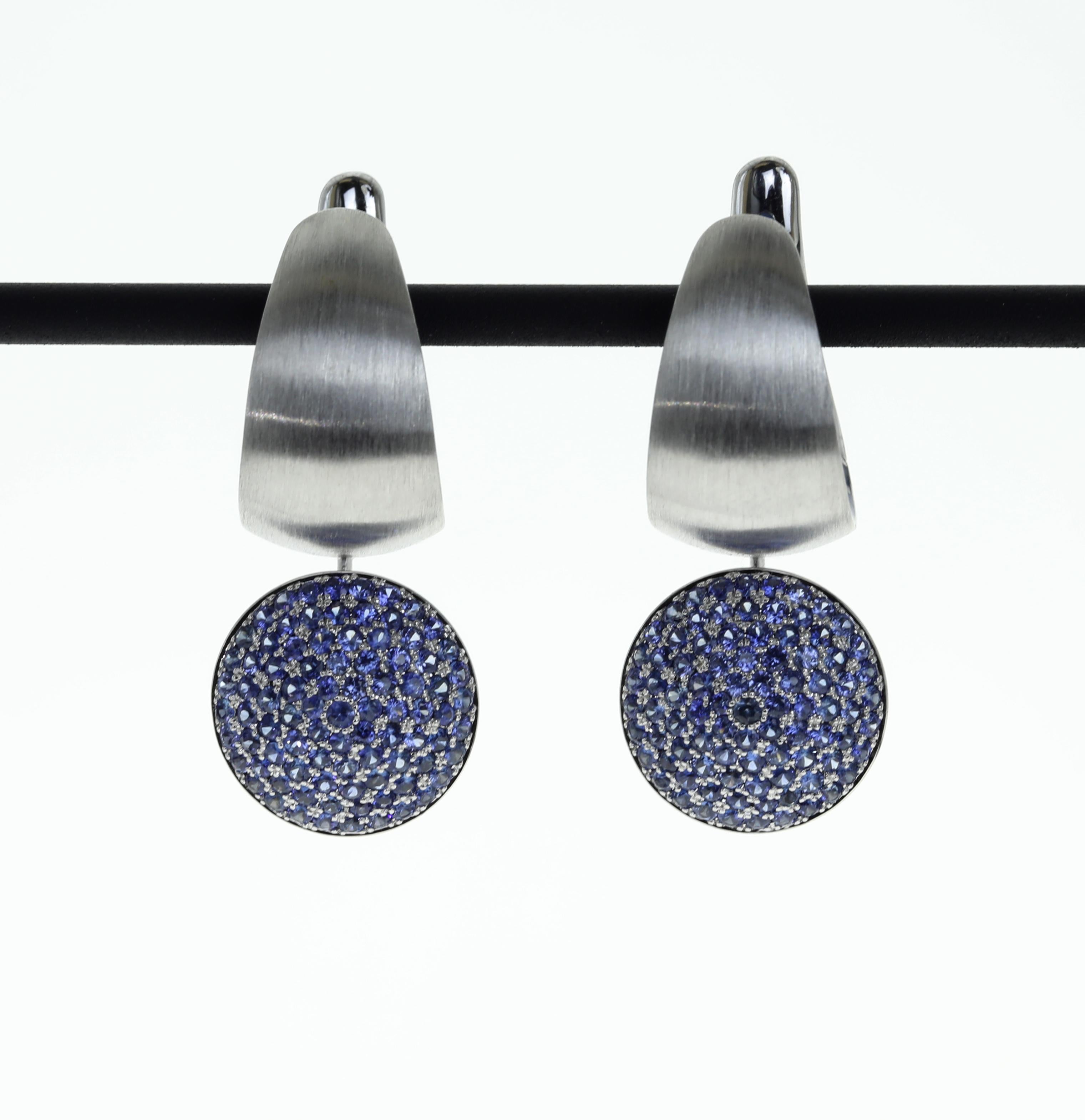 Blue Sapphire Enamel 18 Karat White Gold Kaleidoscope Earrings
From our Kaleidoscope Collection - Blue Sapphire with Enamel, 18 Karat White Gold Earrings. All outer surfaces are with Silk Finishing. Enamel inside gives these Earrings some hidden