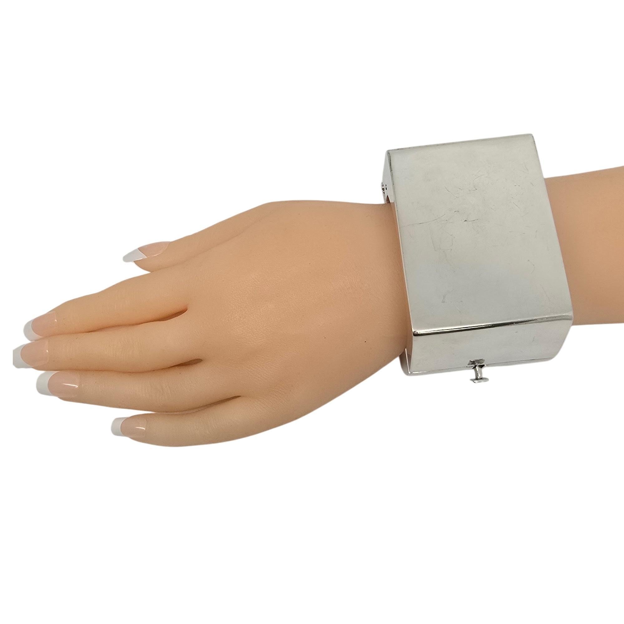 Großes quadratisches Kalibre-Armband mit Scharnier von Harlene Korey aus Sterlingsilber mit Scharnier #19776 5