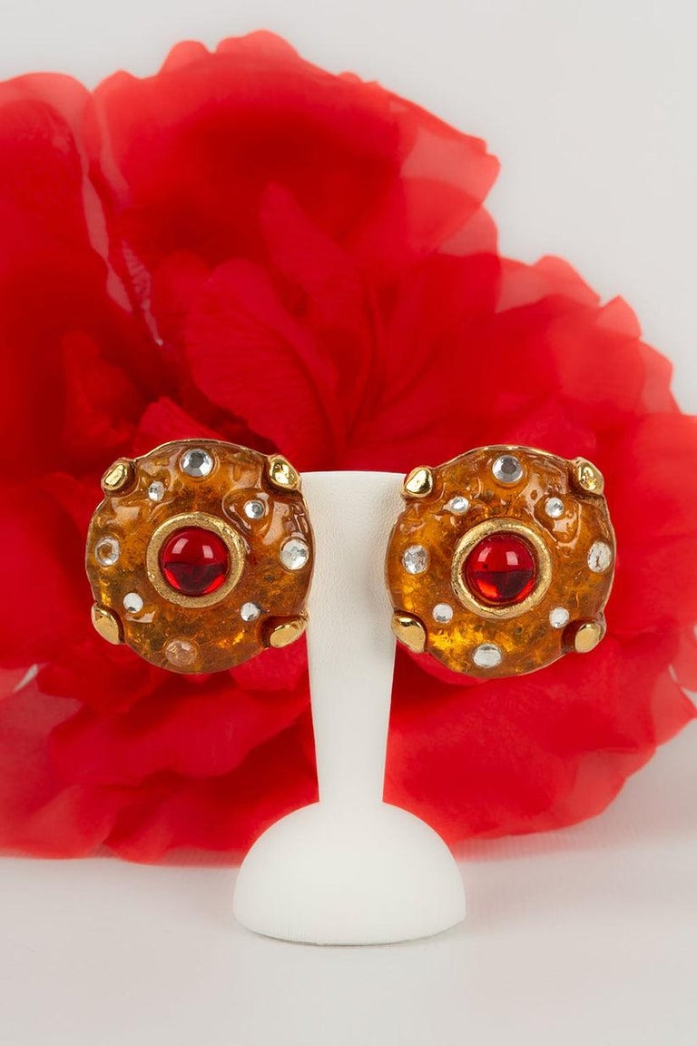 Yves Saint Laurent Boucles d'Oreilles Clips Cabochons Rouge - Montres & Bijoux