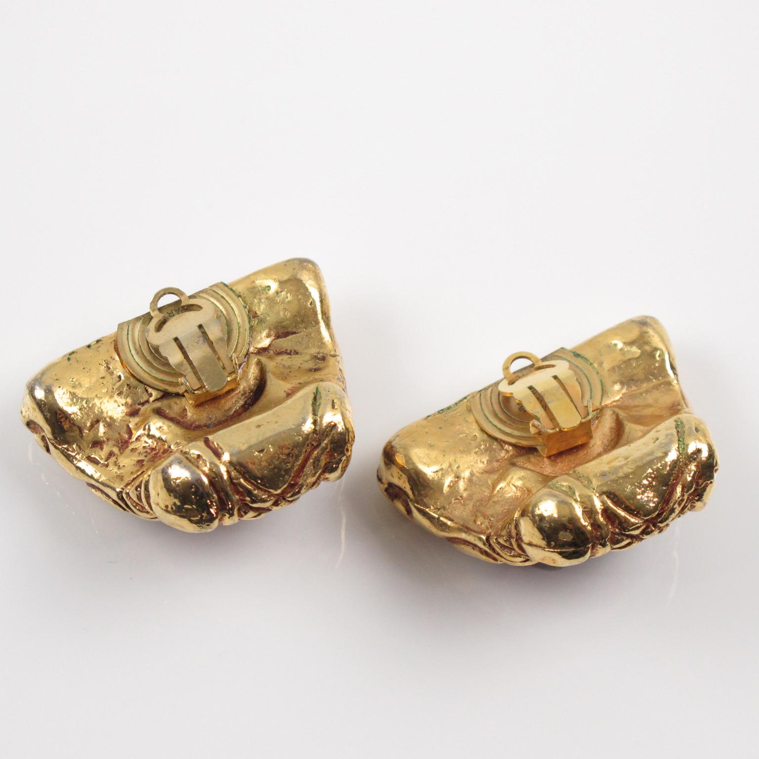 Kalinger Paris Gold und lila Harz Jeweled Clip Ohrringe im Zustand „Gut“ im Angebot in Atlanta, GA