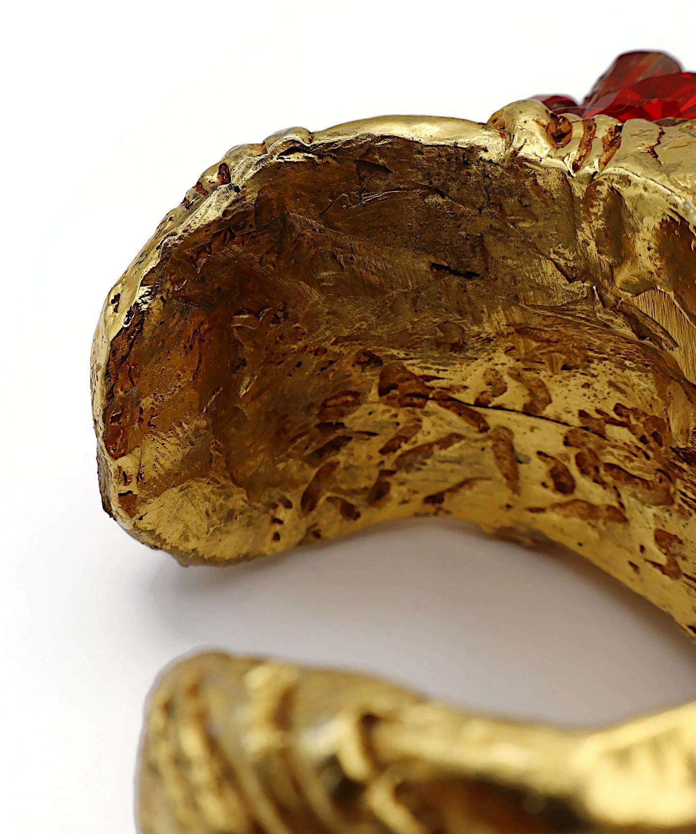 KALINGER Vintage Gold Tone Resin Cuff Bracelet with Faux Red Quartz Cluster For Sale 14