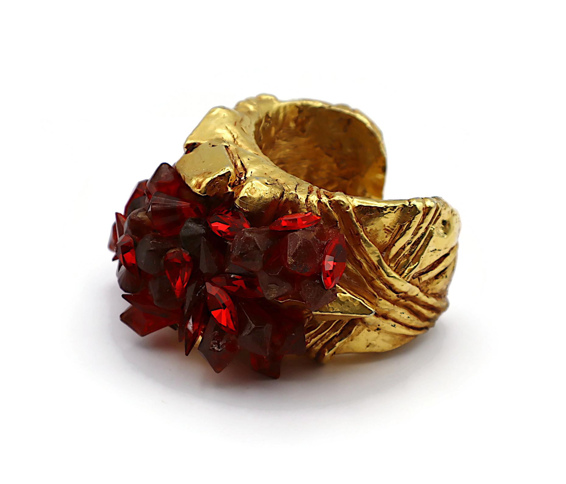 KALINGER Vintage Gold Tone Resin Cuff Bracelet with Faux Red Quartz Cluster For Sale 4