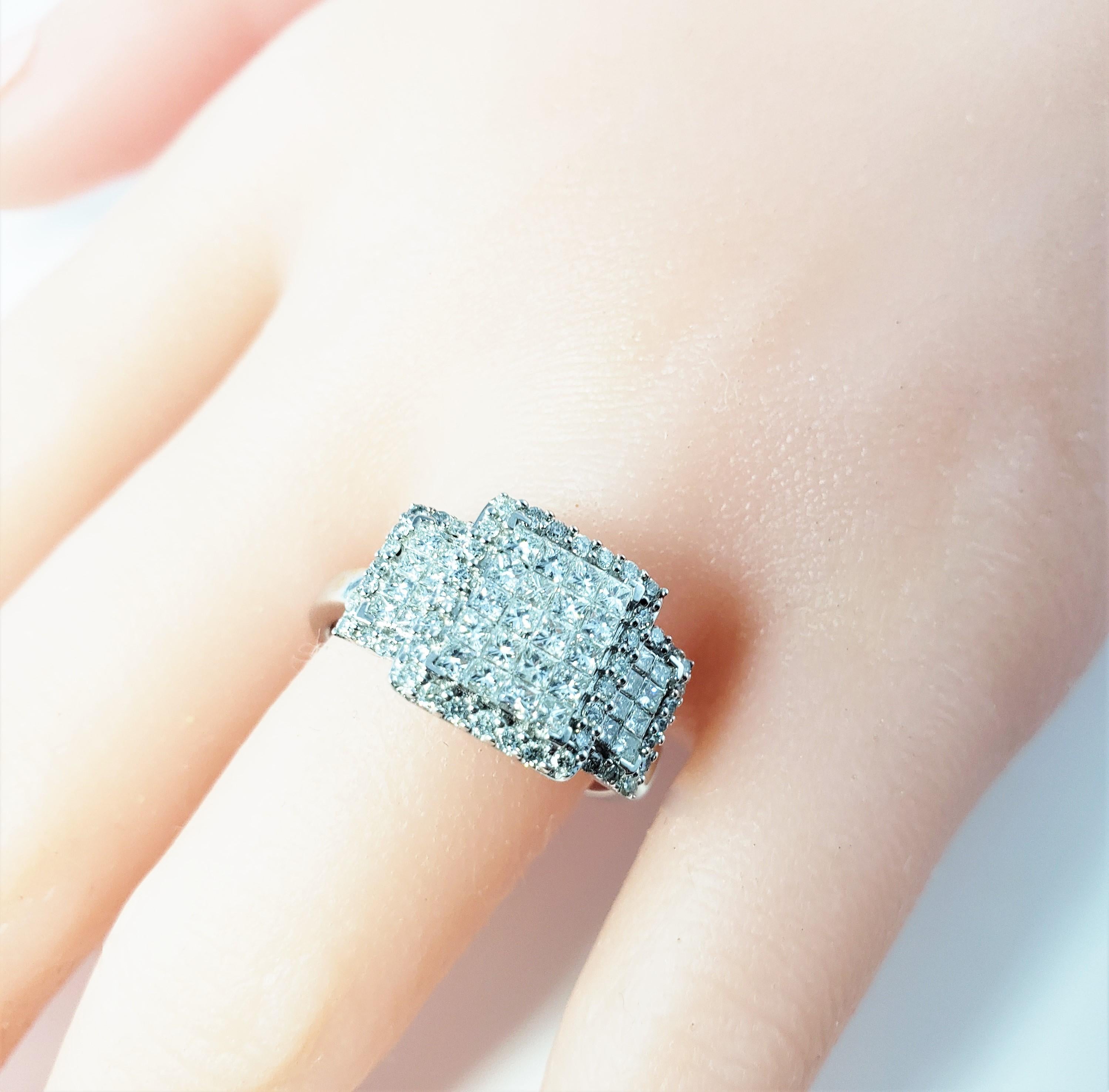 Kallati 14 Karat White Gold and Diamond Ring In Good Condition In Washington Depot, CT