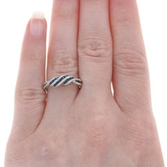 Kallati Sapphire & Diamond Stripe Twist Band - White Gold 9k Round .49ctw Ring