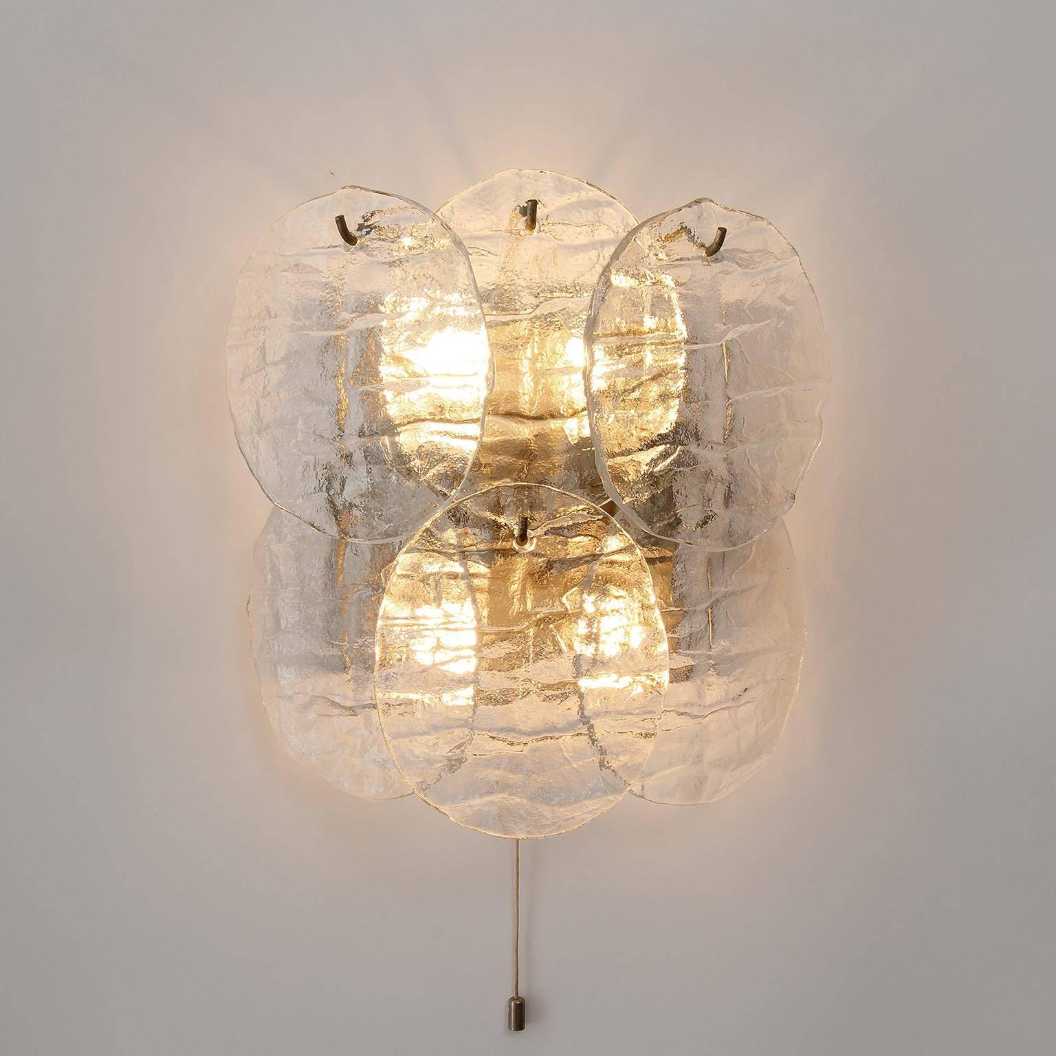 Kalmar 'Blatt' Sconce Wall Light Lamp, Nickel Glass, 1972 In Excellent Condition For Sale In Hausmannstätten, AT