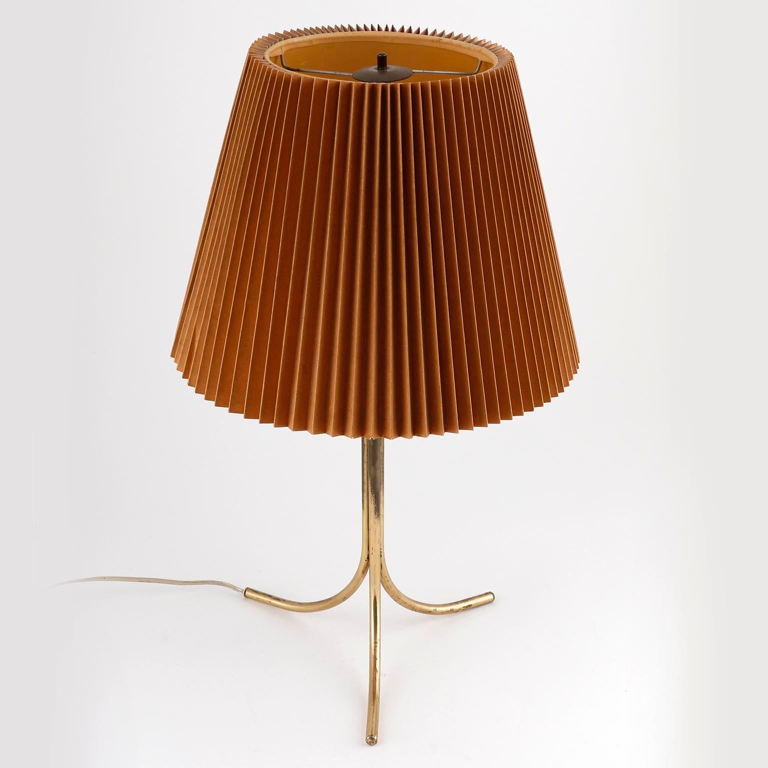 Austrian Kalmar Brass Tripod Table Lamp 'Dreibein' Model 1093, Austria, 1960