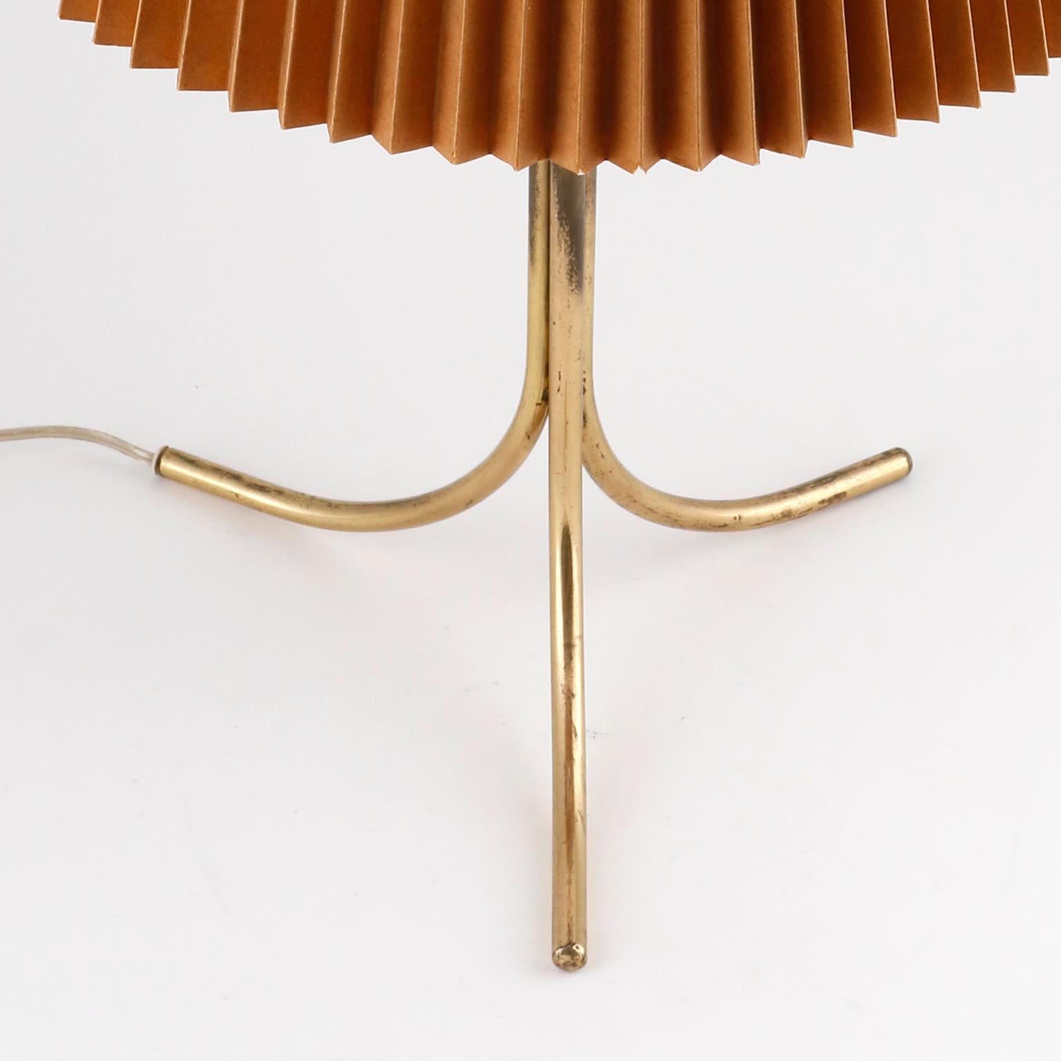 Mid-20th Century Kalmar Brass Tripod Table Lamp 'Dreibein' Model 1093, Austria, 1960