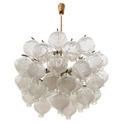 Lampadario Kalmar, anni '50 Soffiato a mano in vetro di Murano 31 "Tulipan".