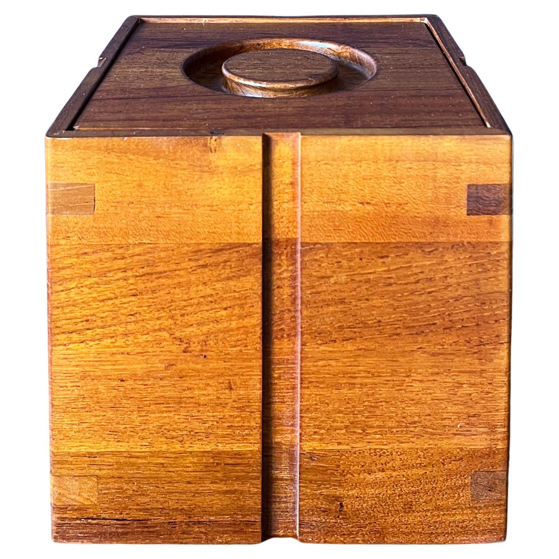 Secchiello per il ghiaccio in teak in stile moderno danese Kalmar 1970 (firmato) in vendita