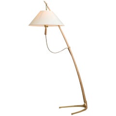 Kalmar Dornstab Floor Lamp in Oak and Polished Brass