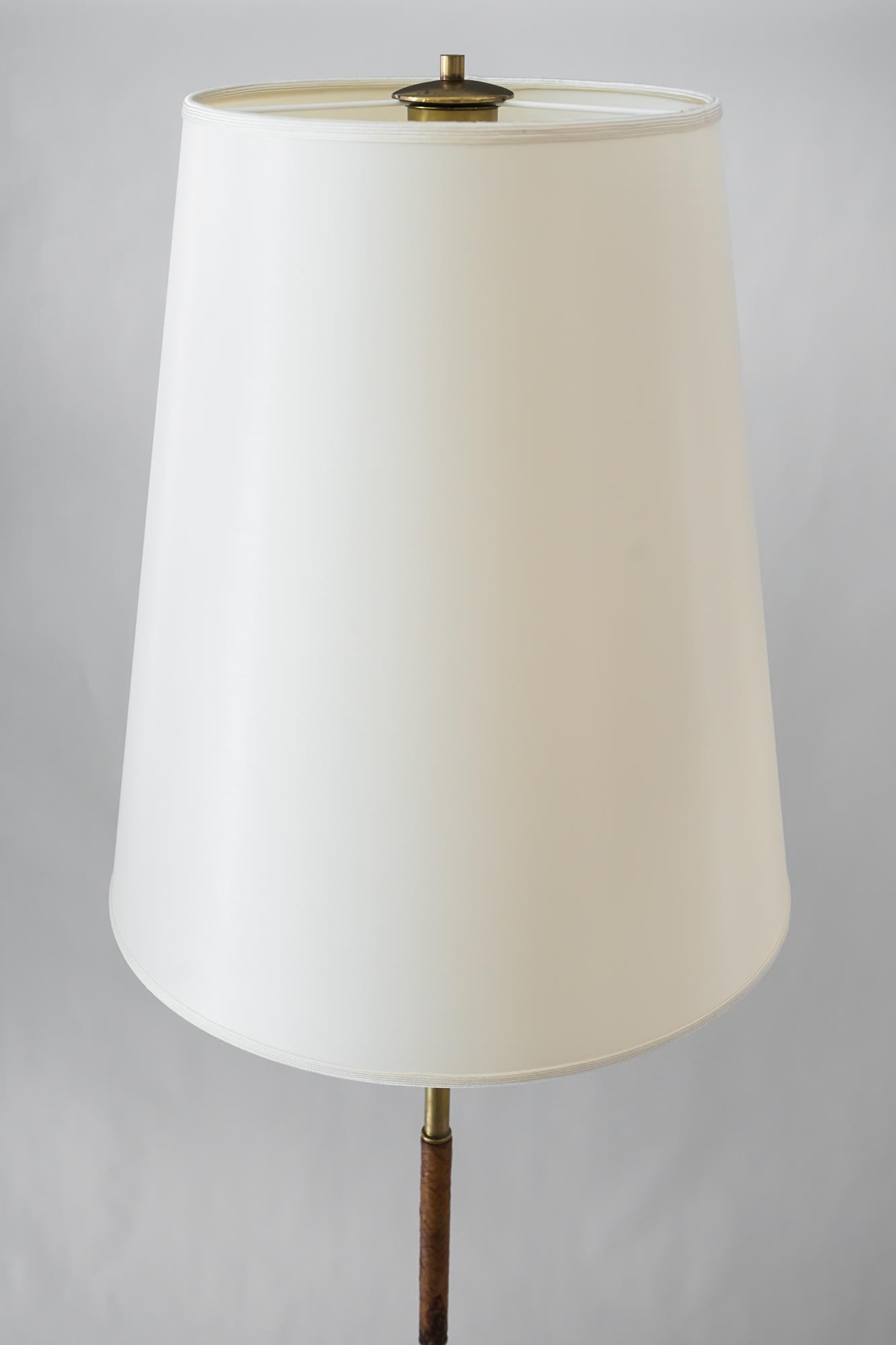 Kalmar floor lamp, circa 1950s
Original condition
Shade is replaced (new).