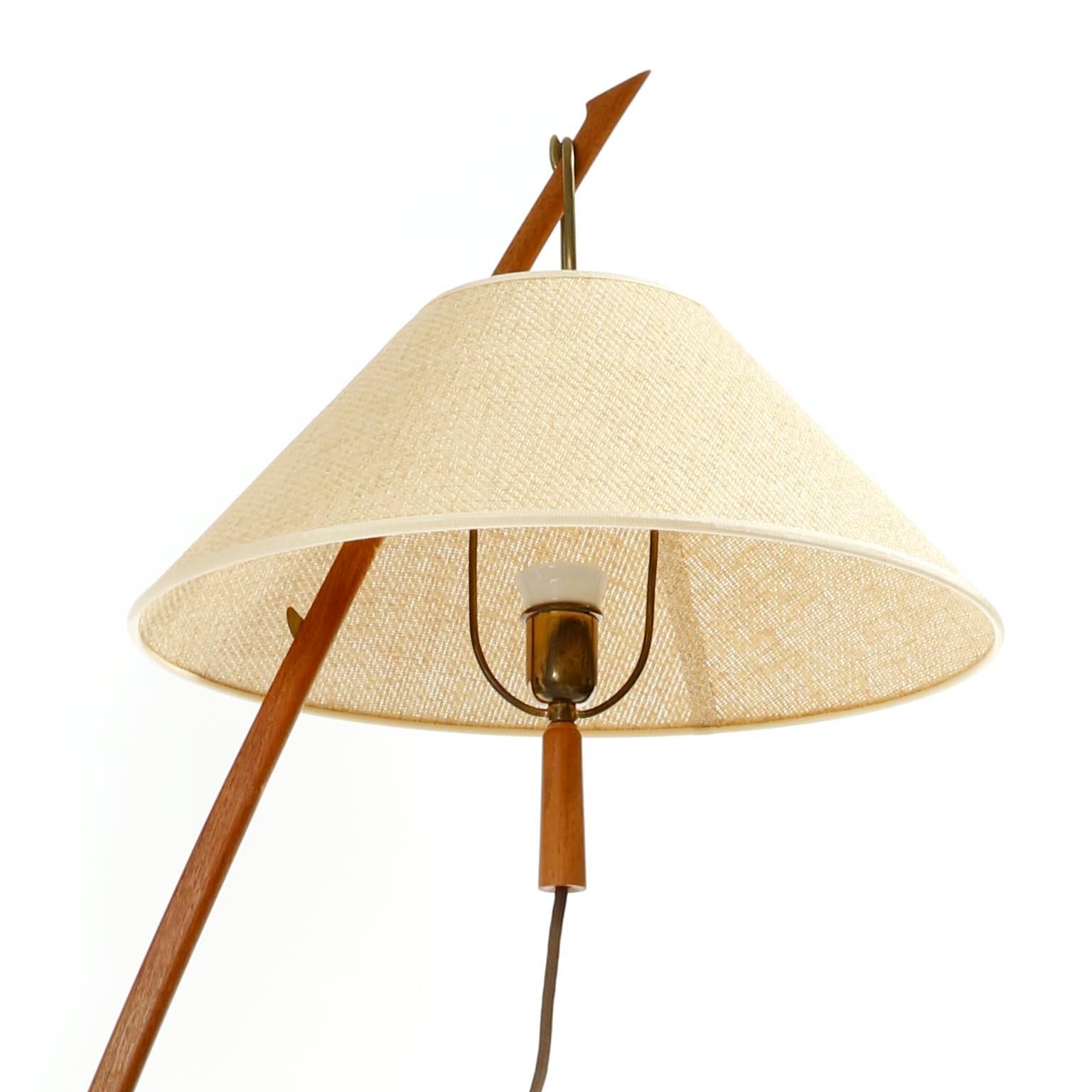 Kalmar Floor Lamp 'Dornstab' No. 2076, Brass Wood Cane, 1960 9
