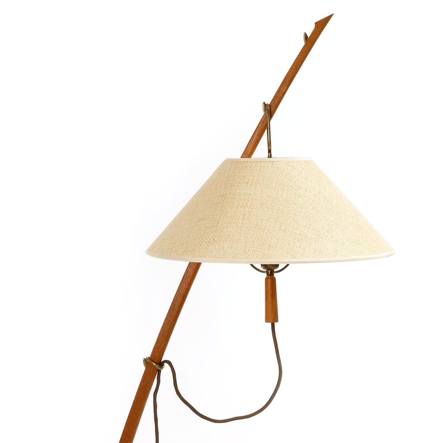 Kalmar Floor Lamp 'Dornstab' No. 2076, Brass Wood Cane, 1960 11