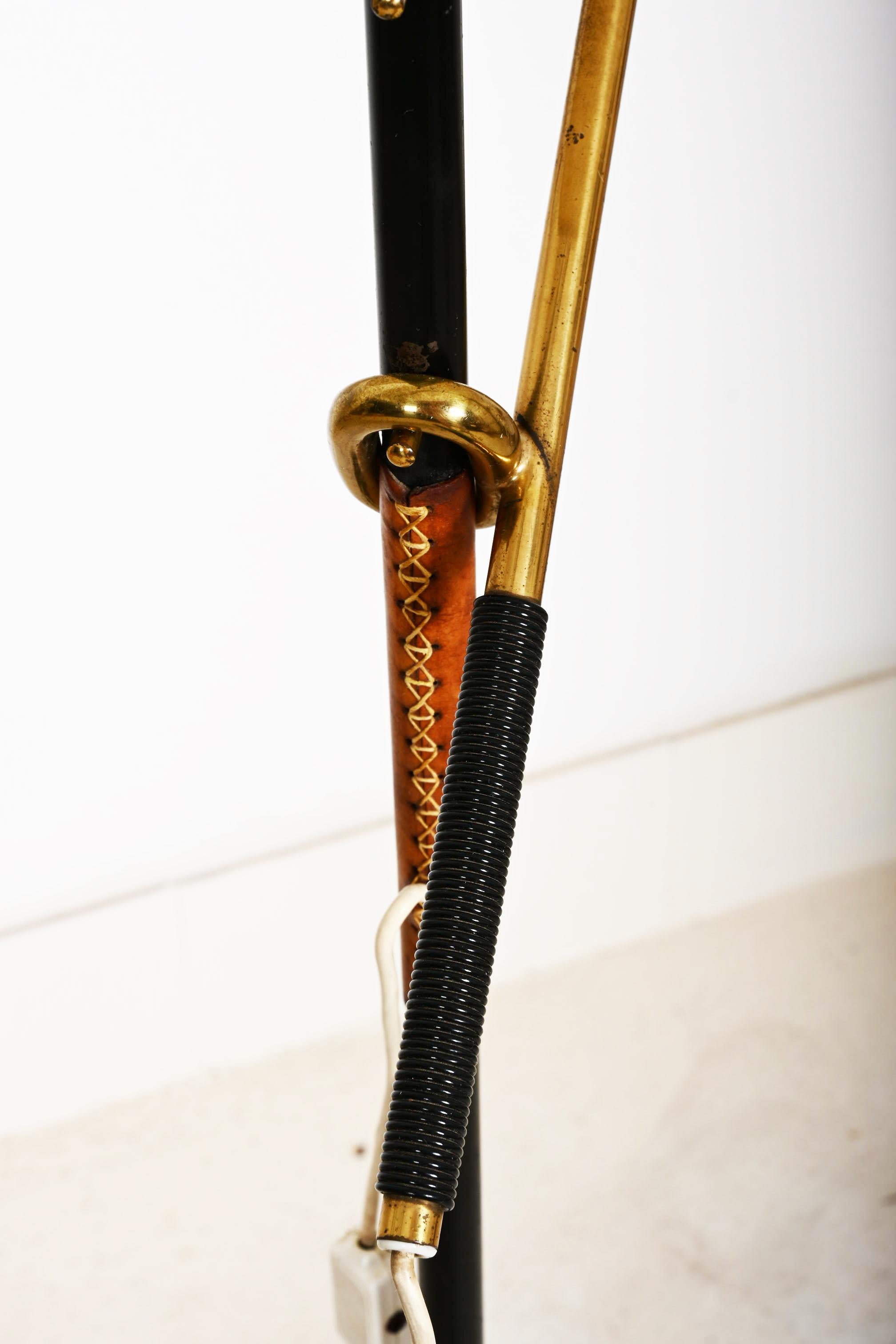 Kalmar Stehleuchte 'Pelican' Mod. 2097, Höhenverstellbar, Messing Schwarz Eisen, 1960 im Angebot 4