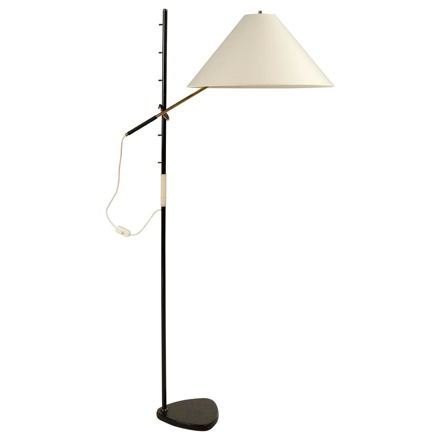 Kalmar Floor Lamp 'Pelican' Mod. 2097, Height Adjustable, Brass Black Iron, 1960