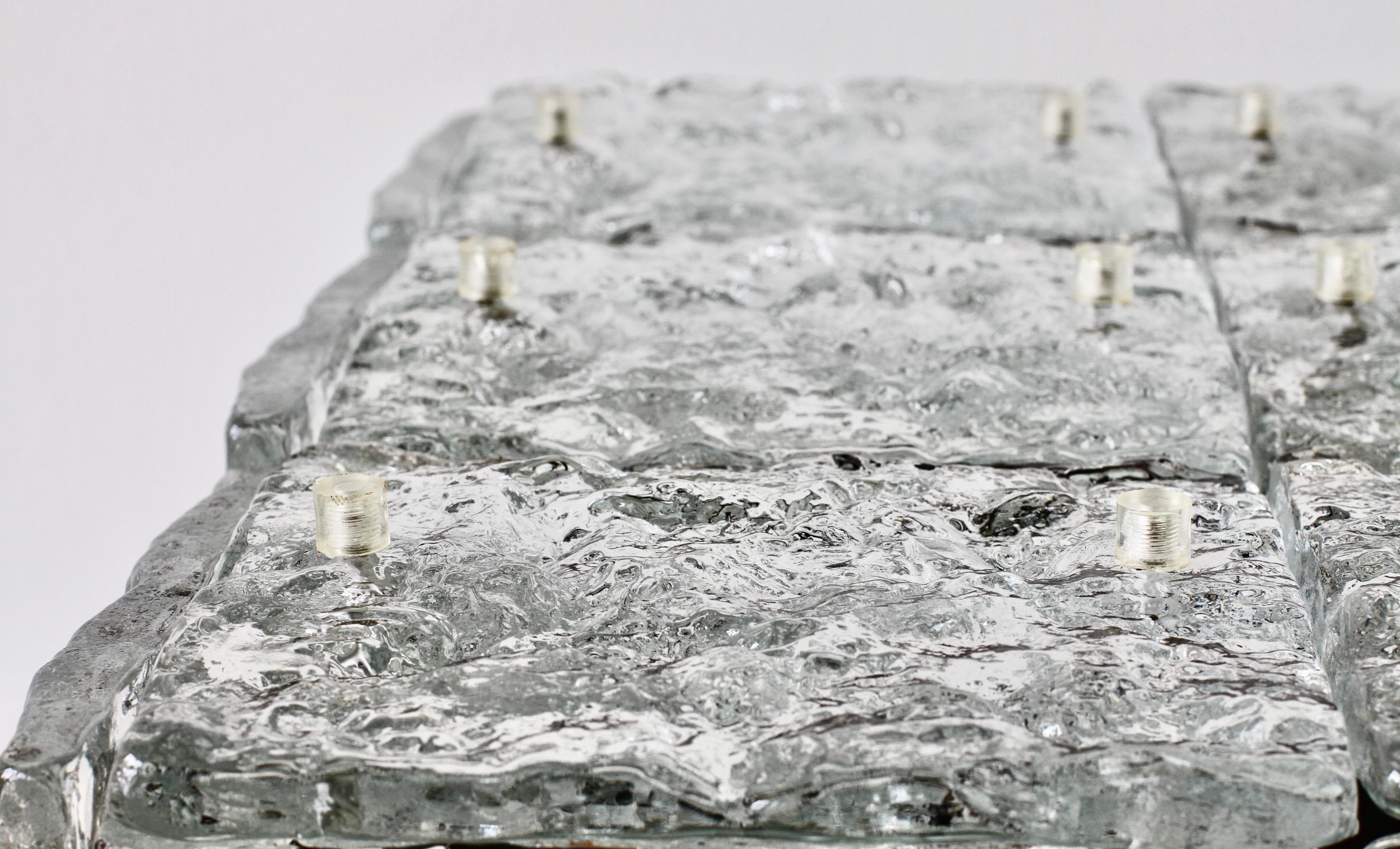Kalmar Große große österreichische Einbaubeleuchtung aus Eiskristallglas, 1960er Jahre im Angebot 8