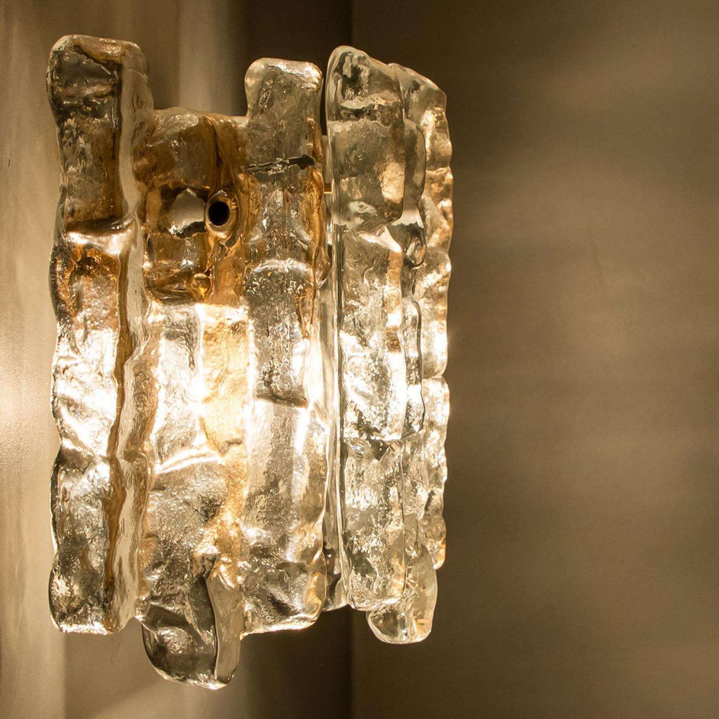 Kalmar Ice Glass Wall Sconces 3 Tiers by J.T. Kalmar, 1970s in vendita 6