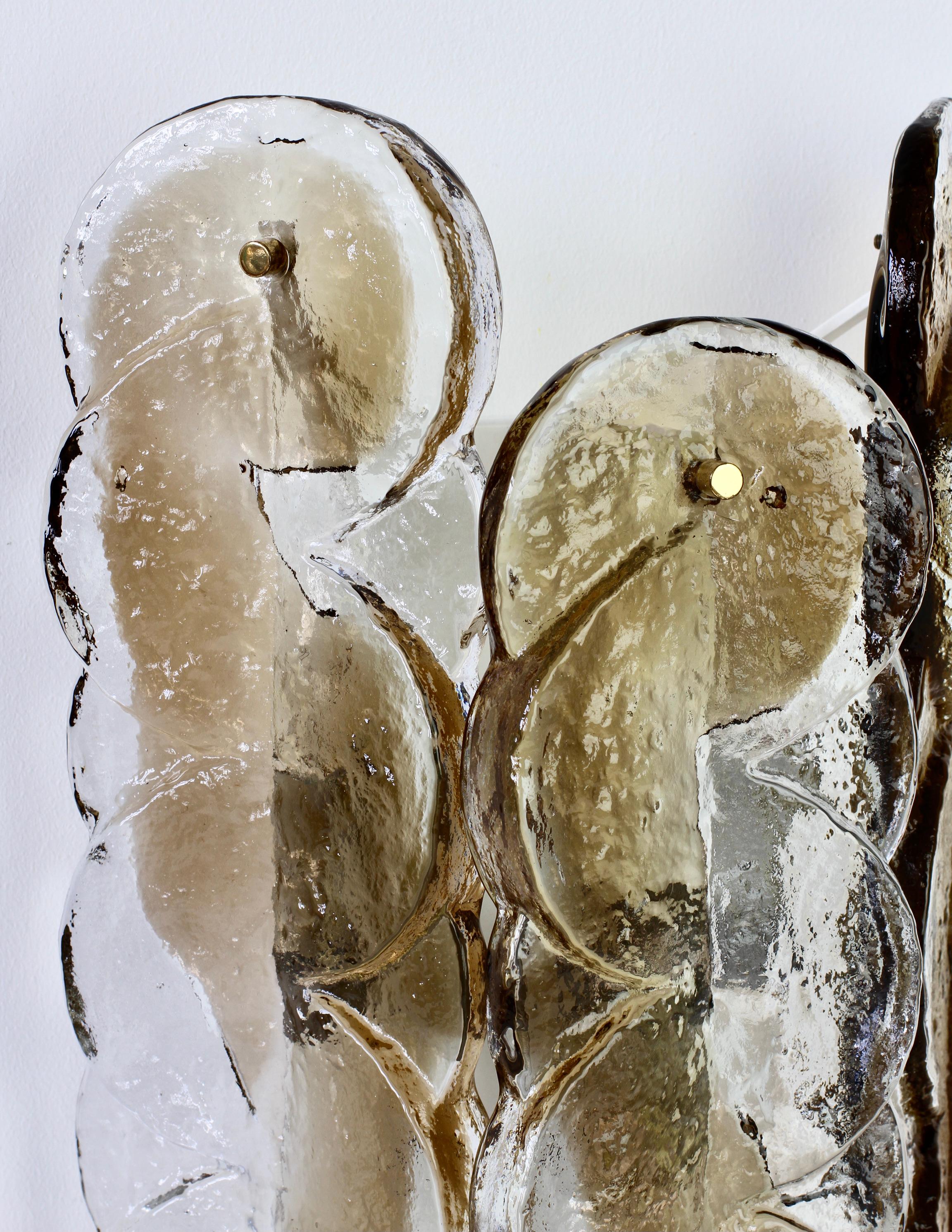 Kalmar Große Wandleuchte 'Citrus' Mazzega aus strukturiertem Glas, 1970er Jahre im Zustand „Gut“ im Angebot in Landau an der Isar, Bayern