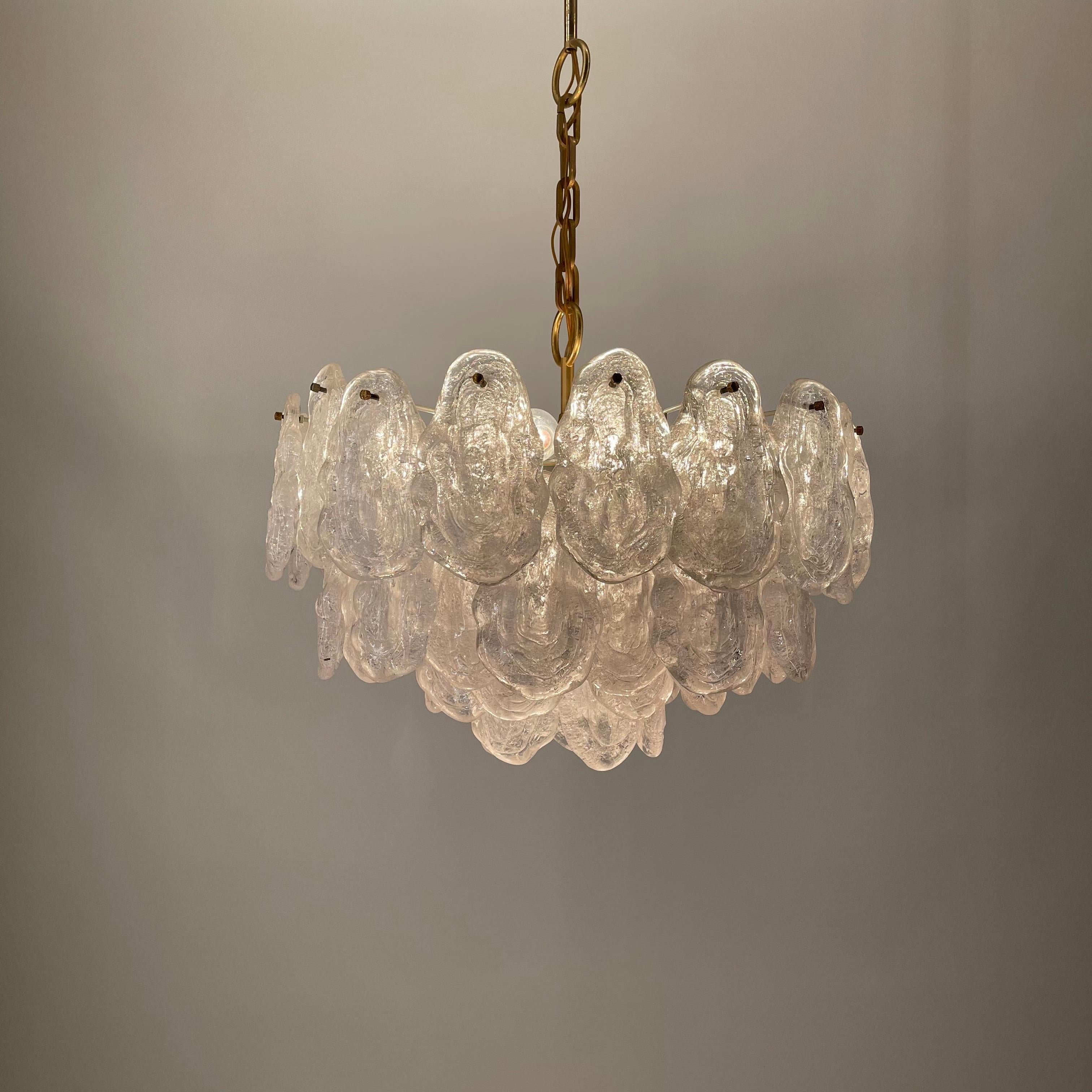 Kalmar Lucite Tears Brass Chandelier, Austria, 1970s For Sale 4