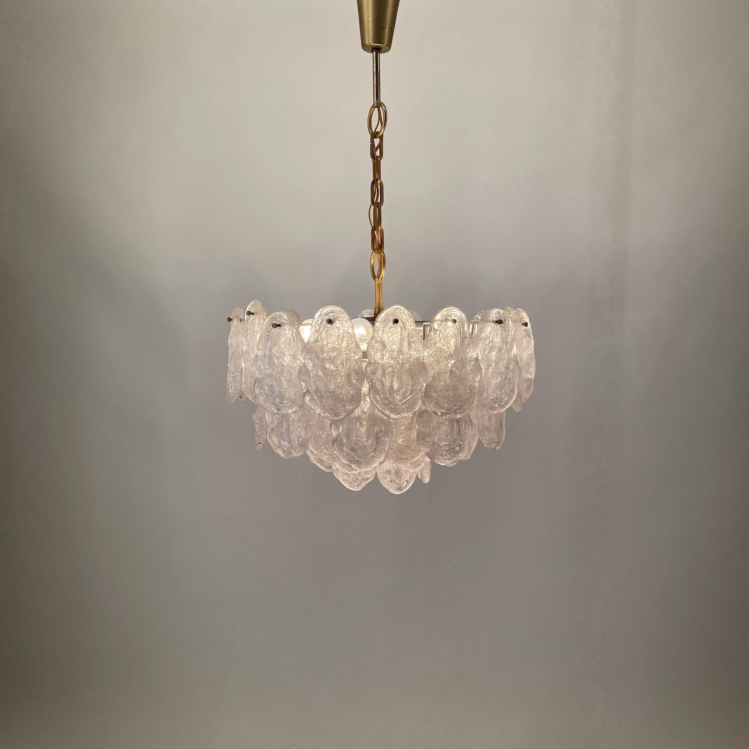 Kalmar Lucite Tears Brass Chandelier, Austria, 1970s For Sale 5