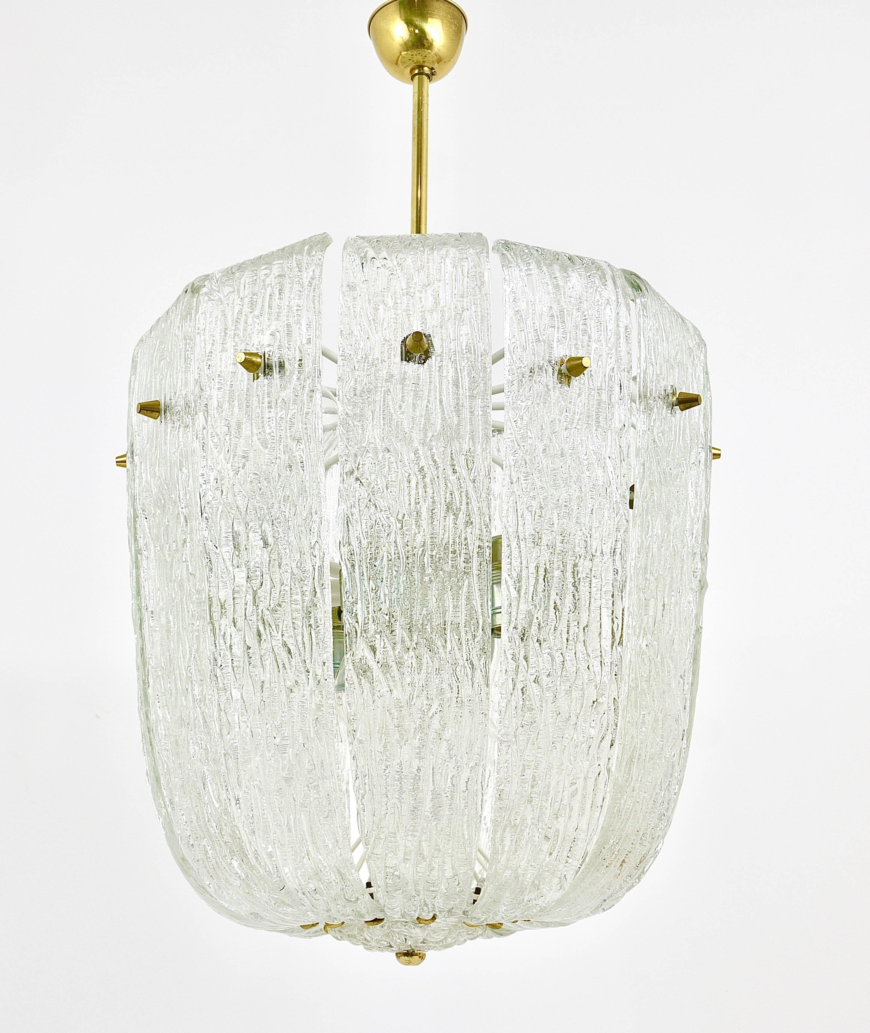 Kalmar Midcentury Brass Textured Glass Chandelier, Austria, 1950s 6