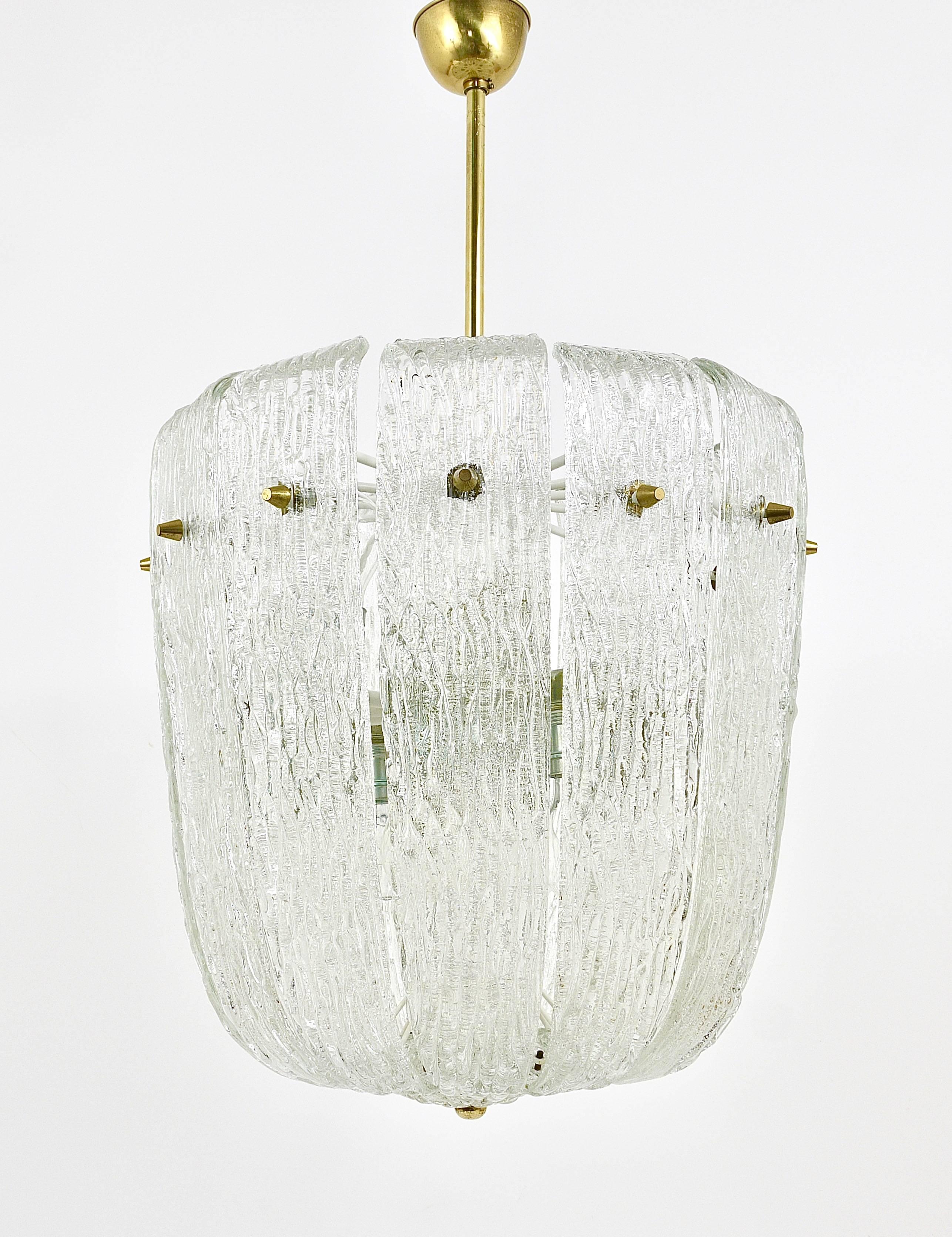 Kalmar Midcentury Brass Textured Glass Chandelier, Austria, 1950s 7