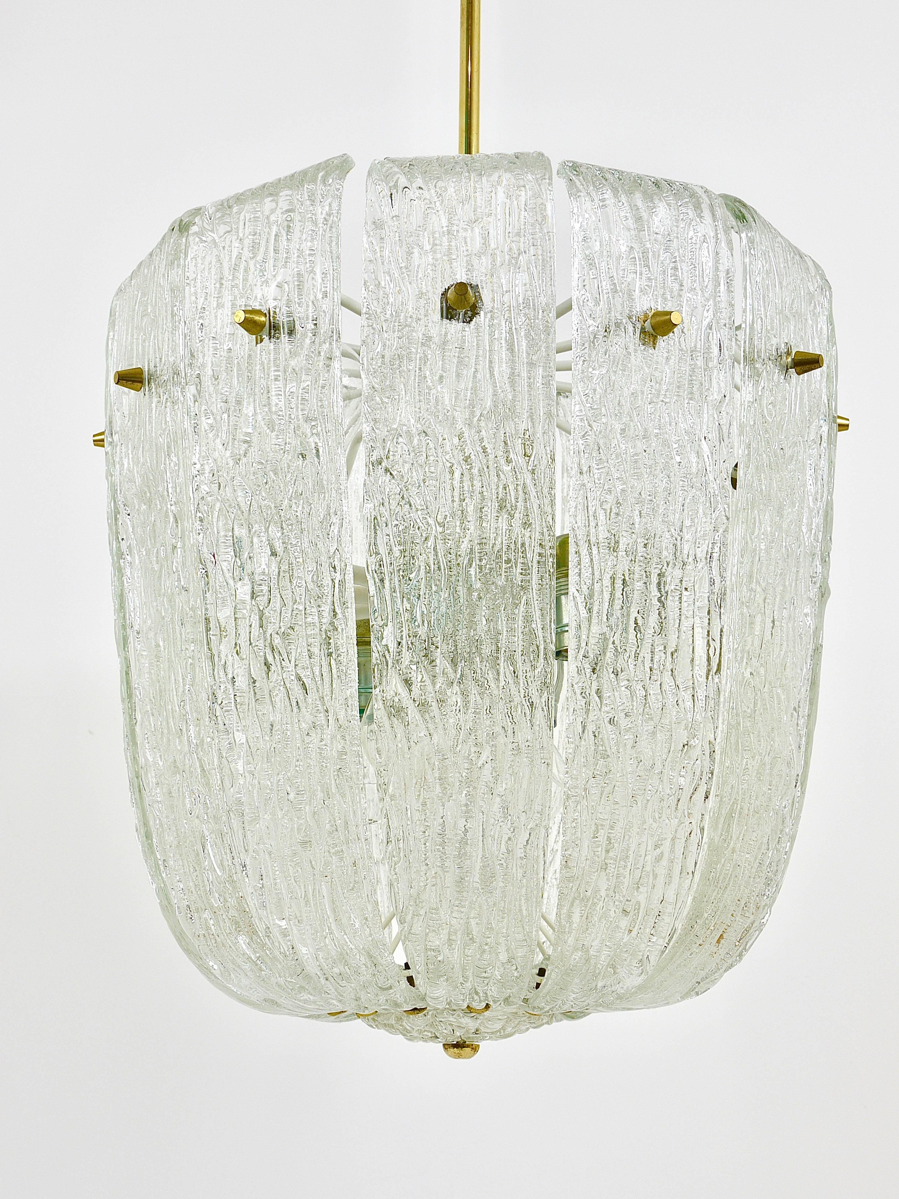 Mid-20th Century Kalmar Midcentury Brass Textured Glass Chandelier, Austria, 1950s