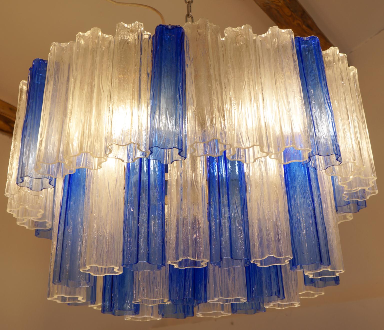 Kalmar Mid-Century Modern Blue Crystal Murano Glass Tronchi Chandelier, 1980s For Sale 12