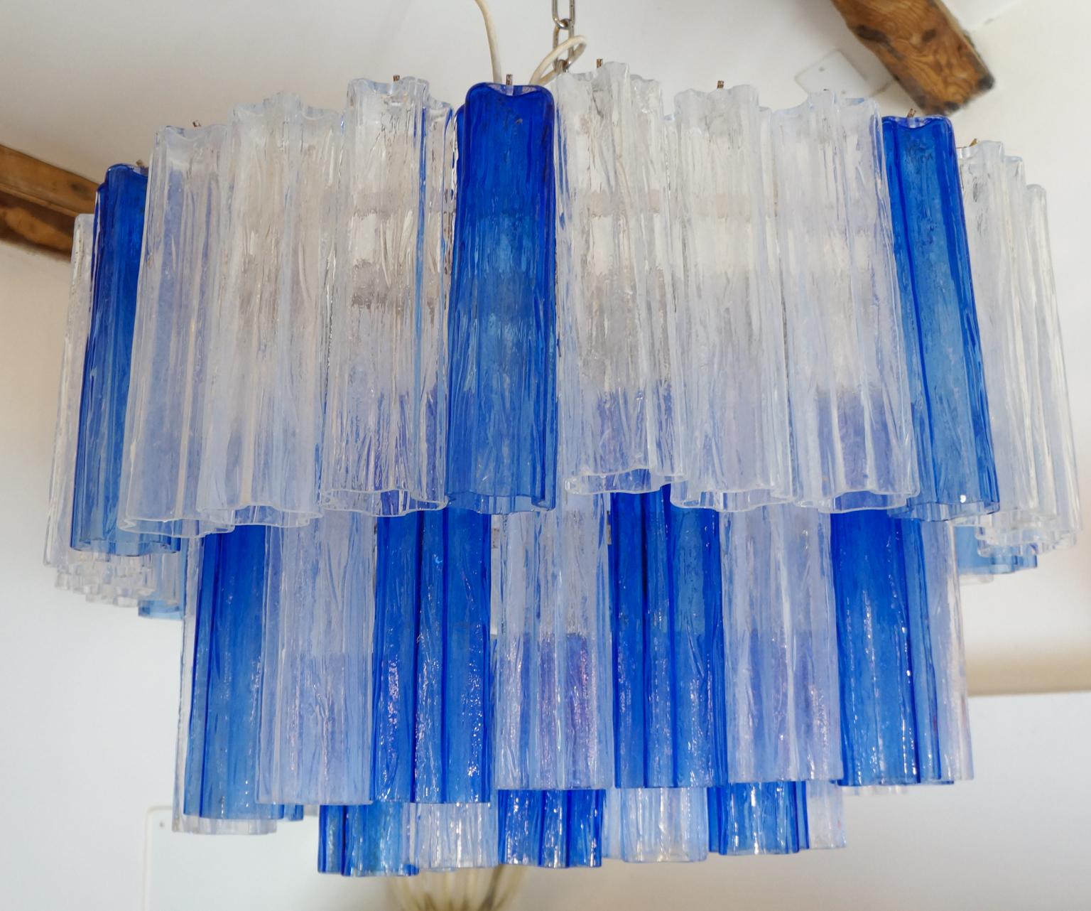 Kalmar Mid-Century Modern Blue Crystal Murano Glass Tronchi Chandelier, 1980s For Sale 2