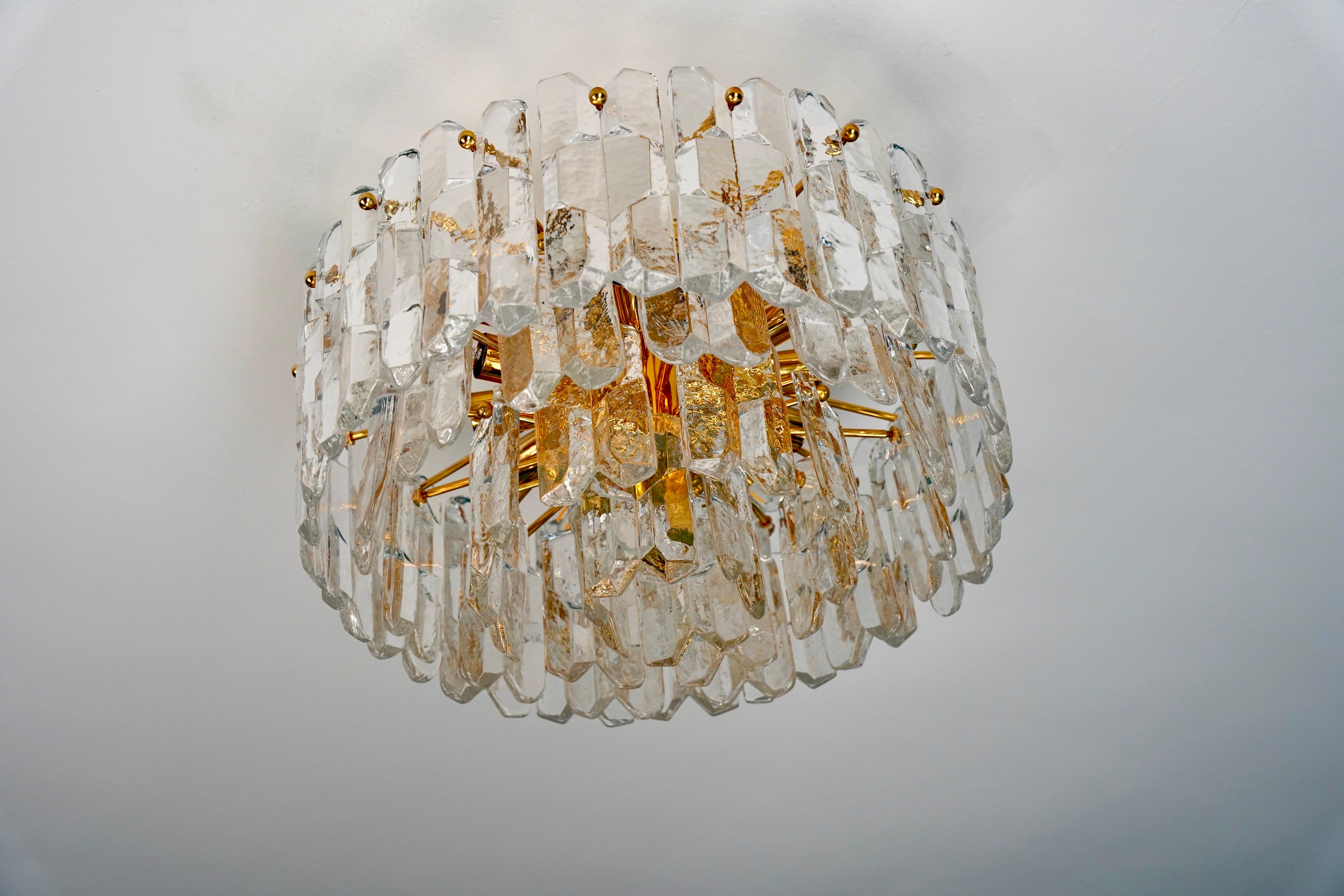 Semiplafón Kalmar Palazzo Dorado 24K con elementos de cristal, 1970, Austria en venta 1