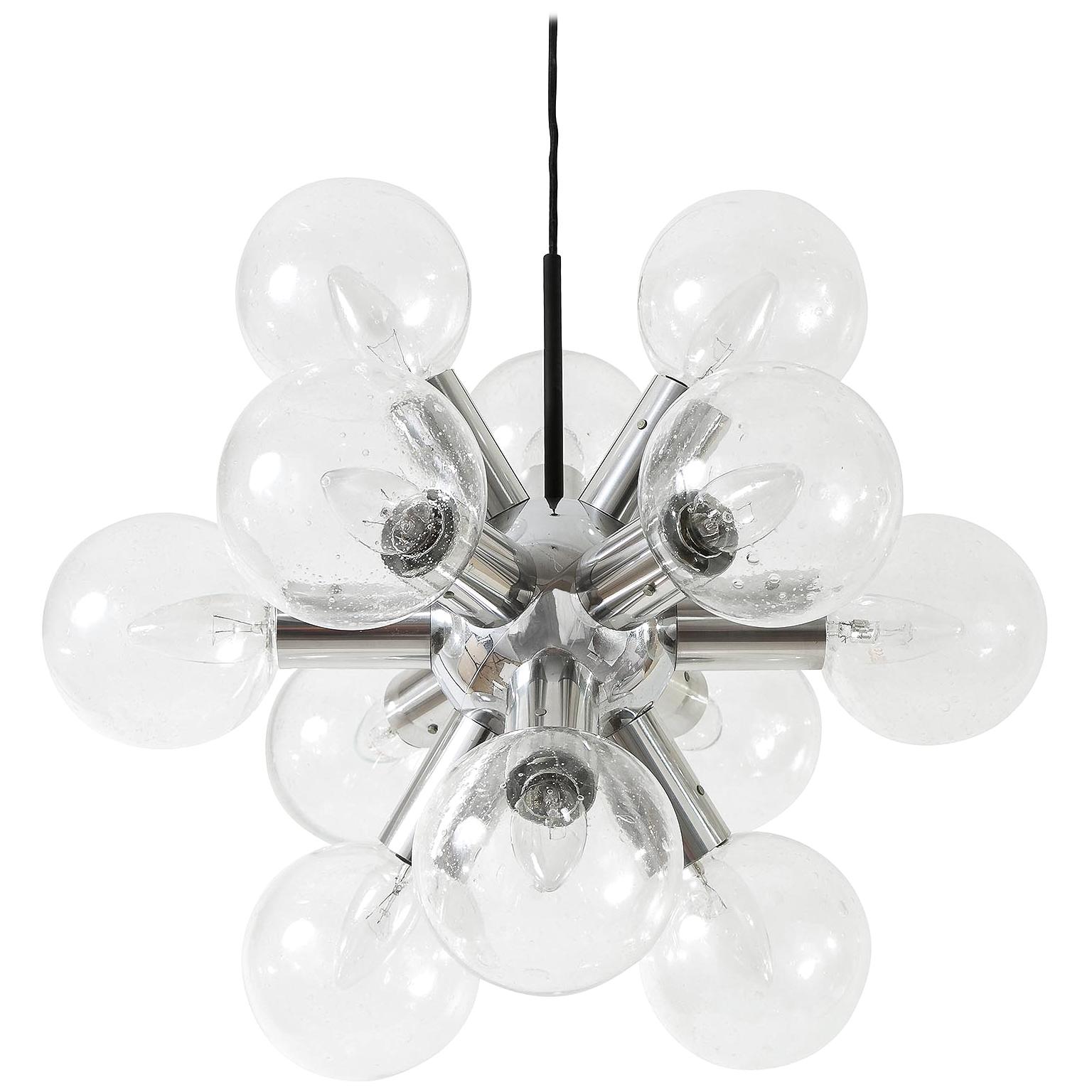 Lampadario o sospensione Sputnik Kalmar 'RS 12', vetro alluminio, 1970, 1 di 2