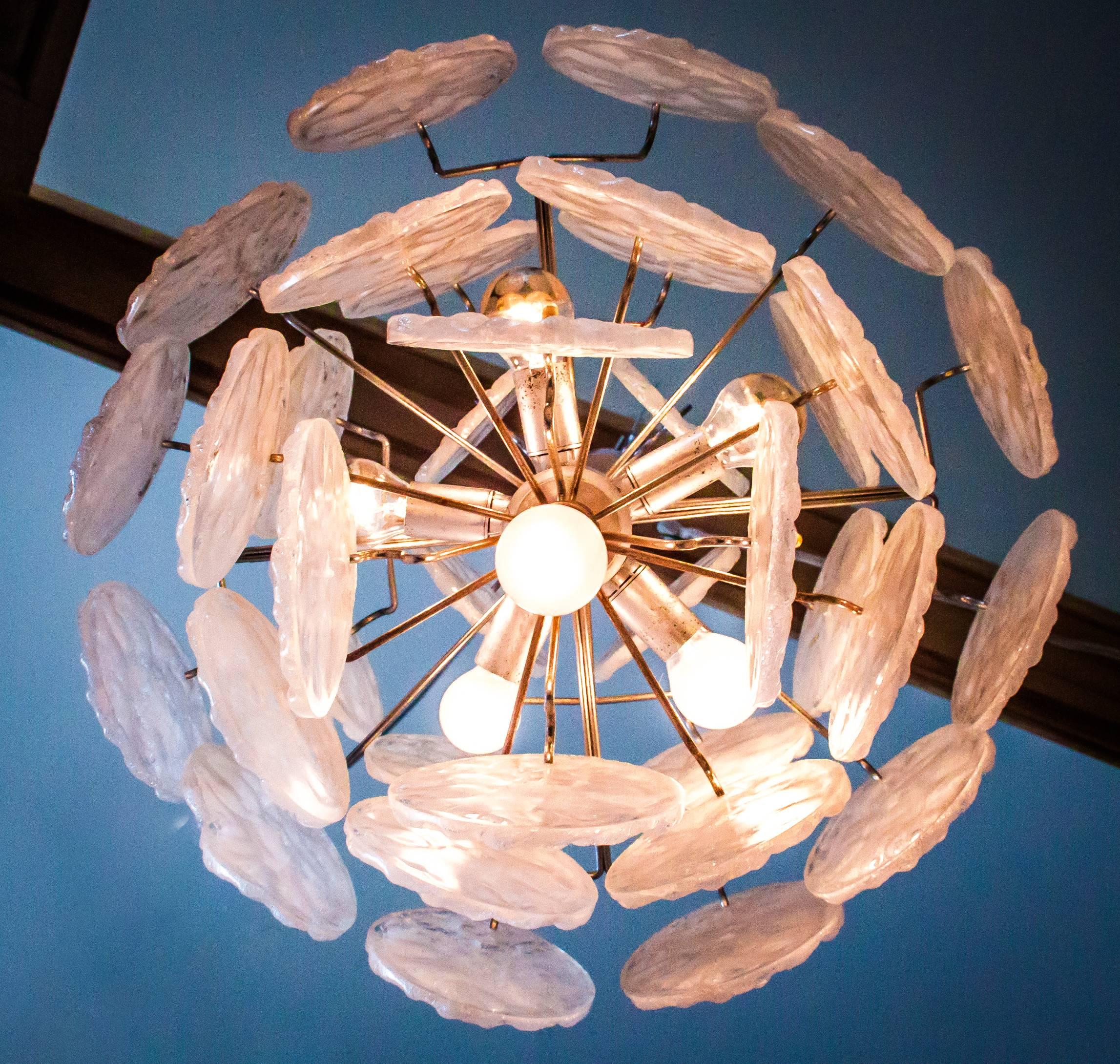 Kalmar Style Melting Ice Glass Ballroom Chandelier Ceiling Lamp, circa 1970 In Excellent Condition In Berlin, DE