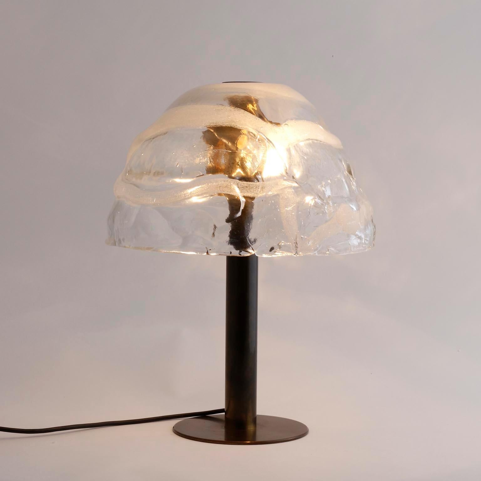 Kalmar Table Lamp Model 'Dom', Murano Glass Shade Patinated Brass, 1970s In Good Condition In Hausmannstätten, AT
