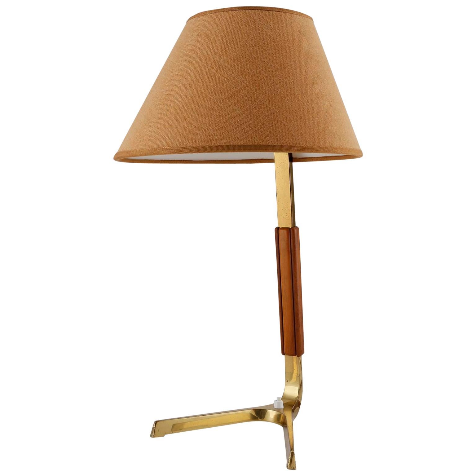 Kalmar Table Lamp 
Phoenix
 Mod. 1197, Brass Walnut Wood, 1960