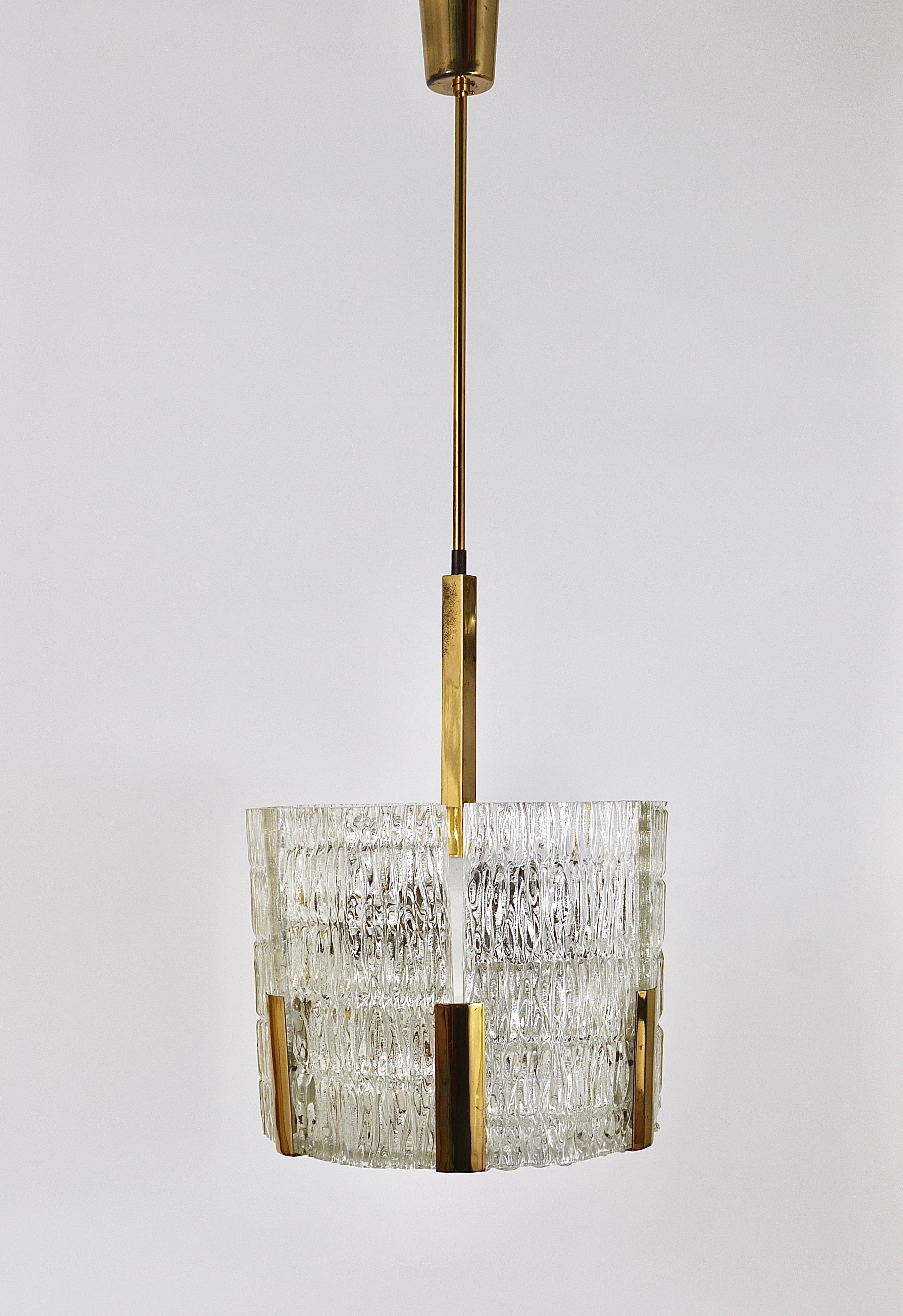 20th Century Kalmar Tambour Drum Chandelier, Brass, Textured Ice Glass, Austria, 1960s For Sale
