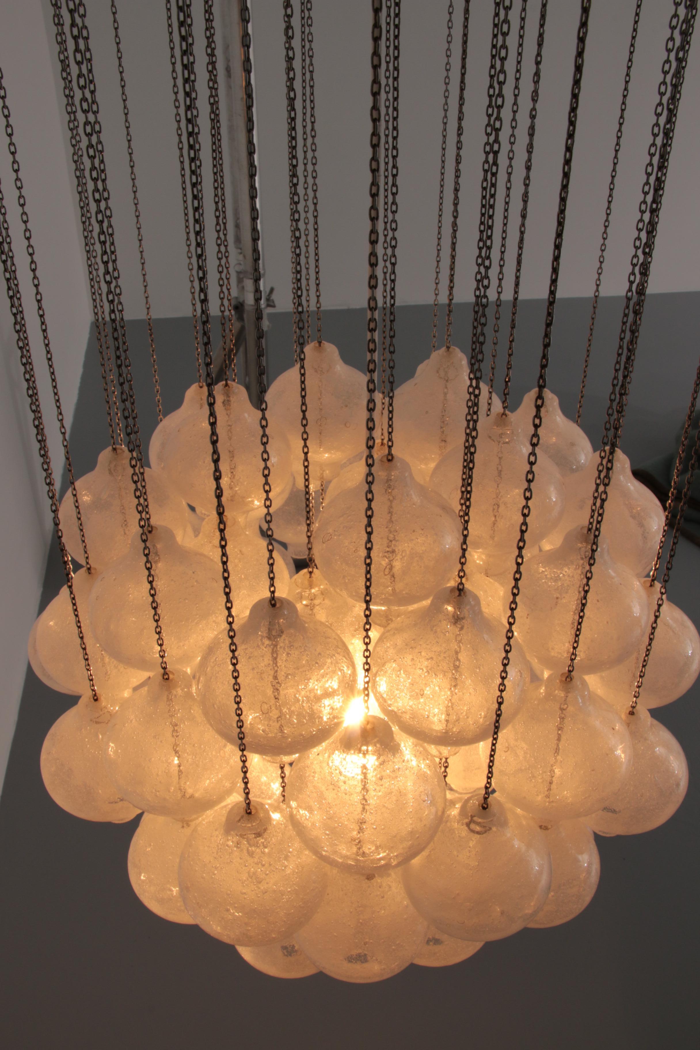 Lustre Tulipan de Kalmar, en verre soufflé 1970 en vente 4